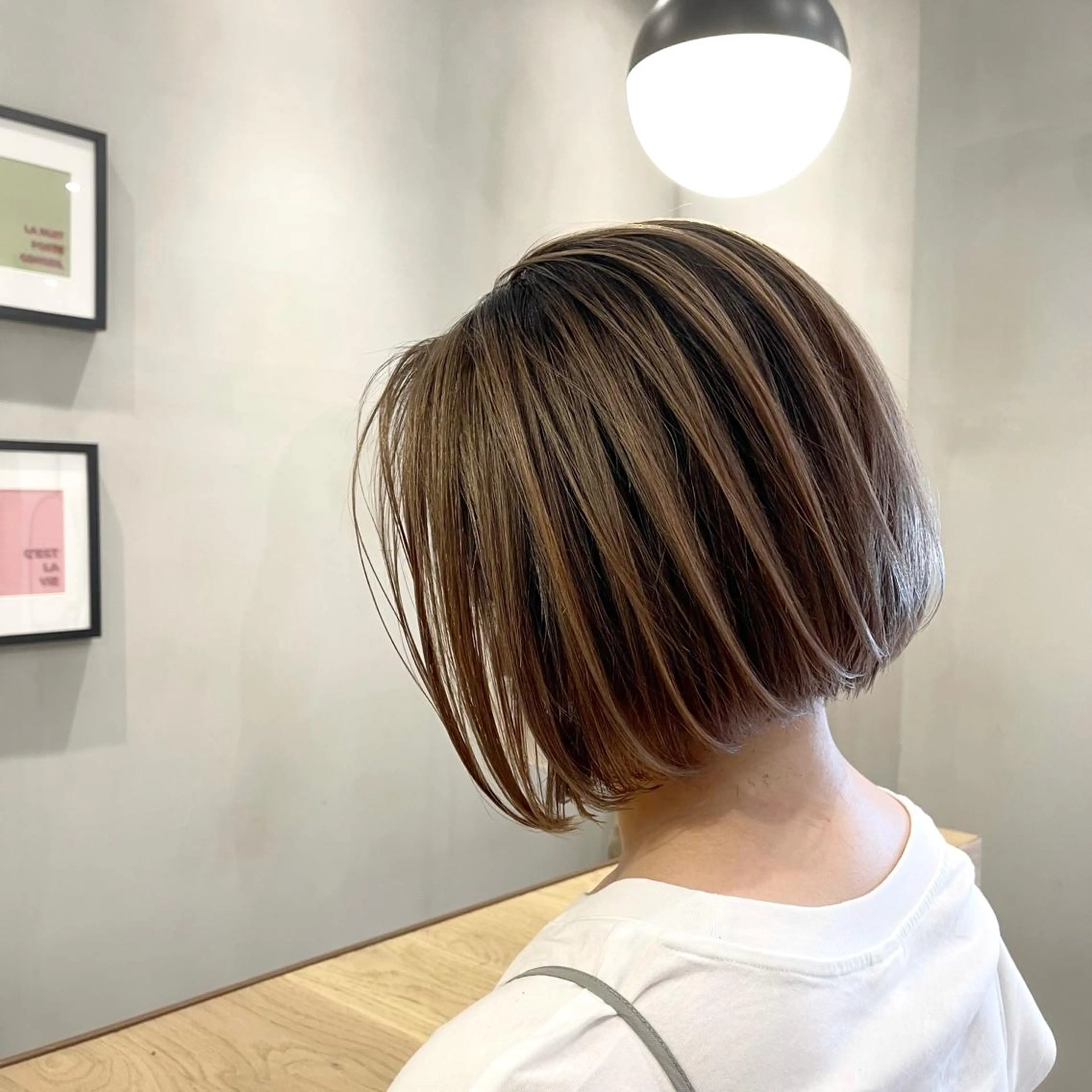 ショート カラー ヘアアレンジ バレイヤージュ デザインカラー ハイライトカラー 外国人風カラー ハイライト アンドウ ユウ/ レイヤーカット/韓国のヘアスタイル