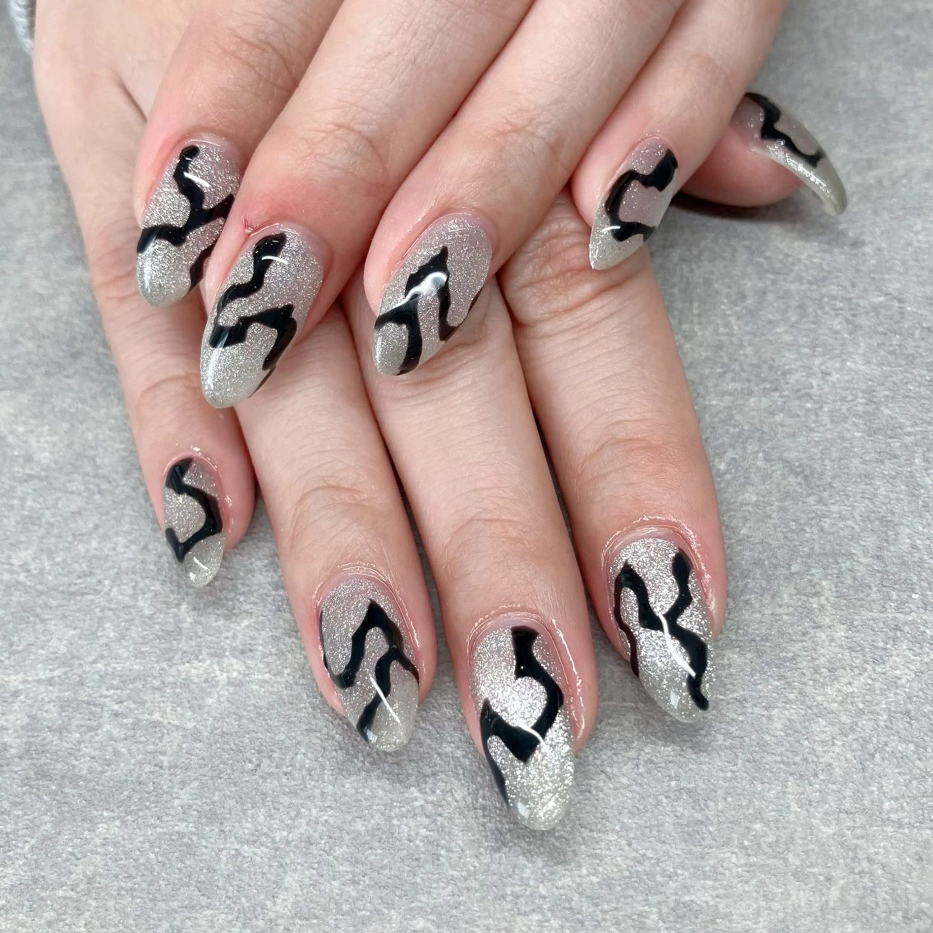 ネイル 廣岡 Hirookaのネイルデザイン