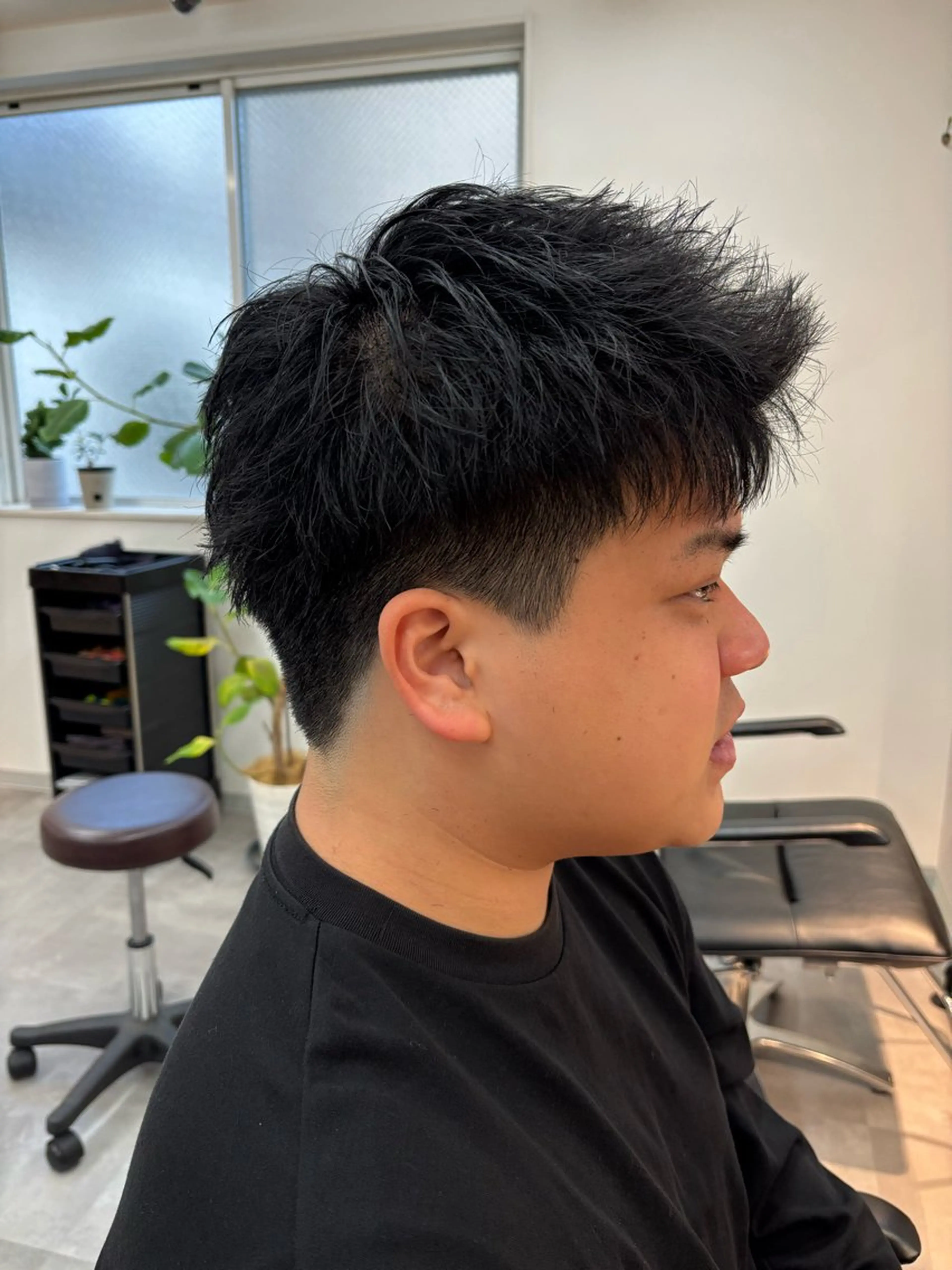 メンズ ビジネス ツーブロック カット フェザーパーマ/韓国 /メンズカット/保立のヘアスタイル