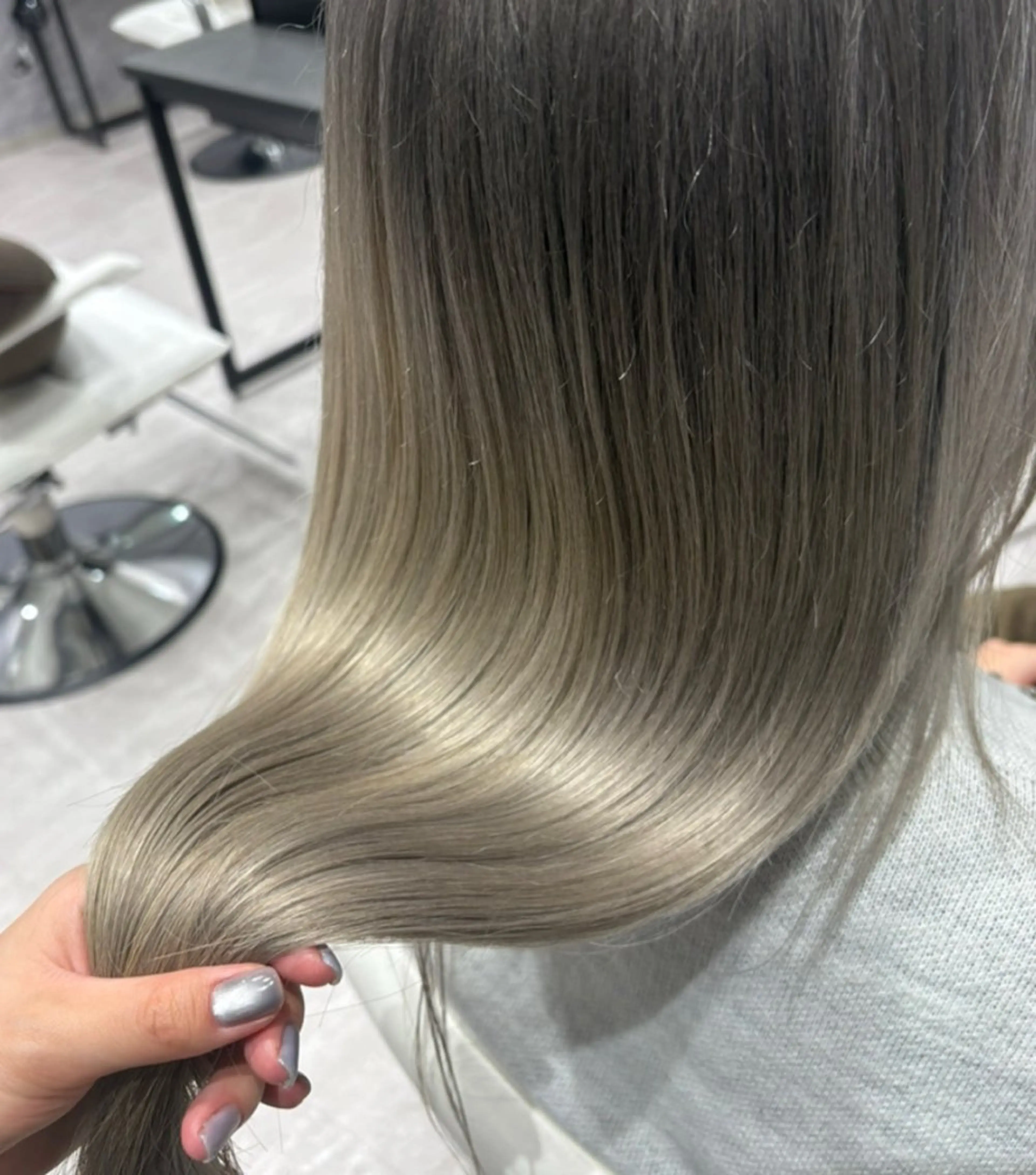 ロング カラー ヘアカラー ハイトーン/カラー /ウルフ/RENAのヘアスタイル