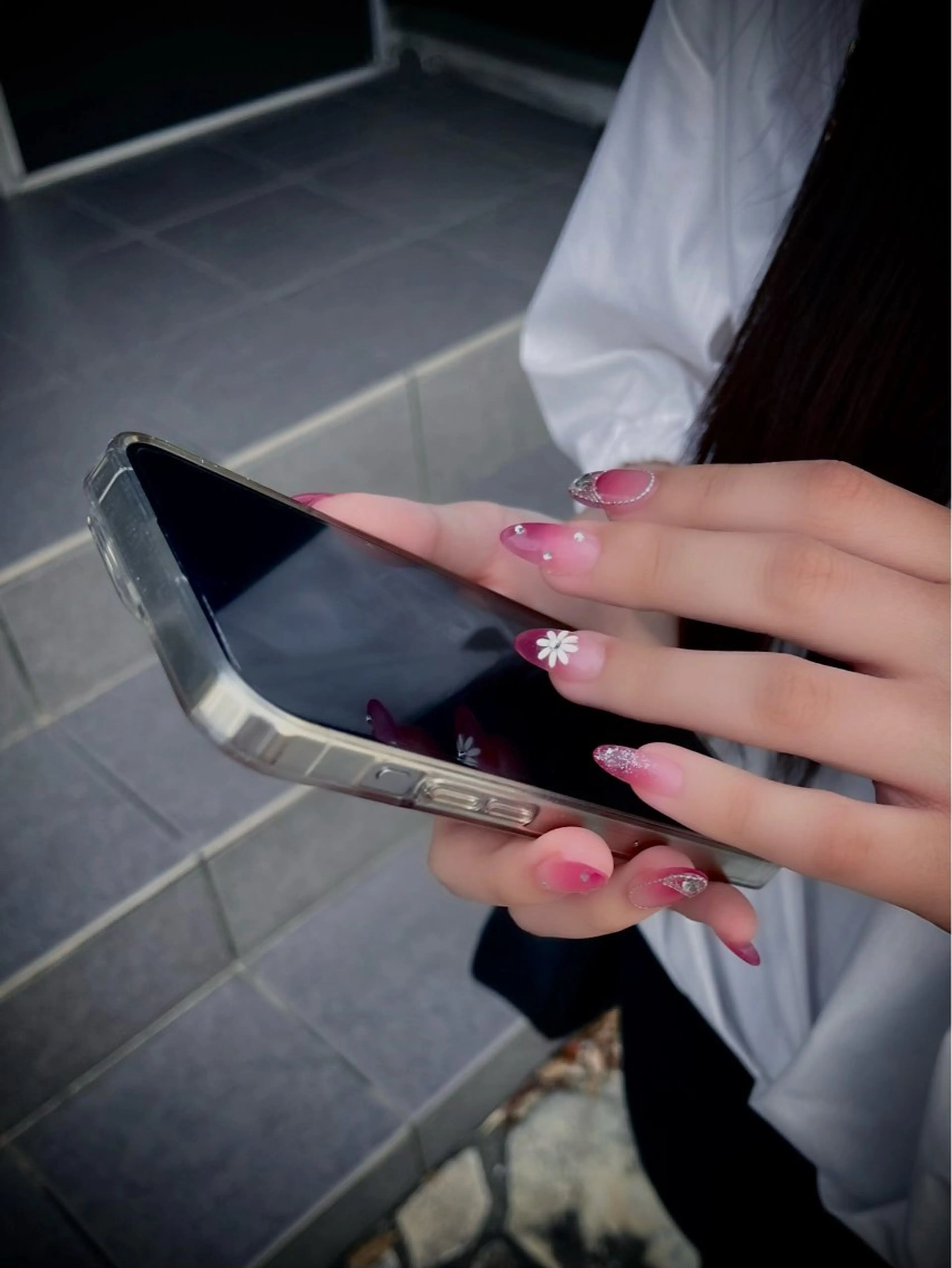 ネイル フットネイル キラキラネイル マグネットネイル ワンカラーネイル スカルプネイル nine.🦋 YUKOのネイルデザイン