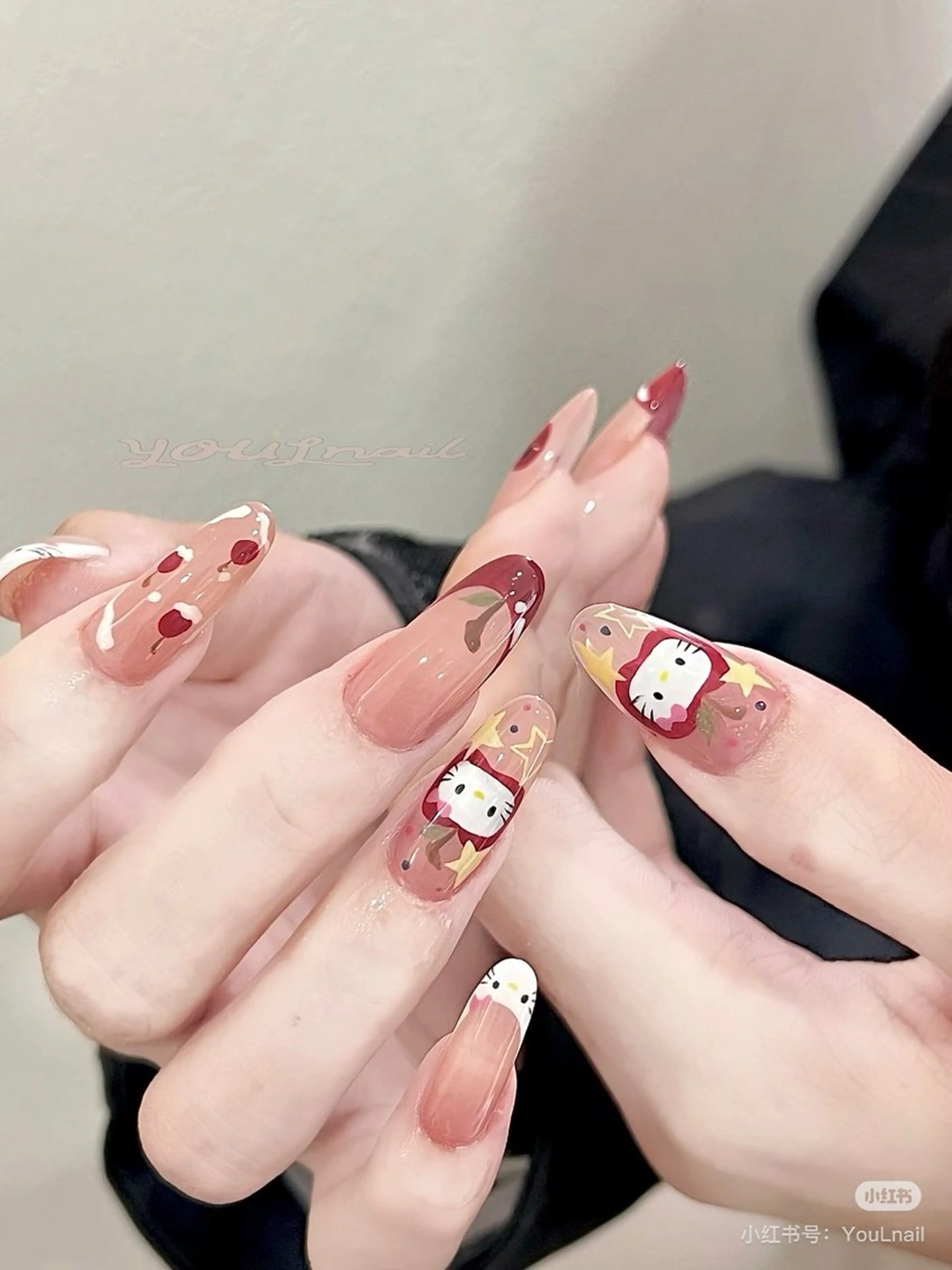 ネイル 赤色 ハンドネイル ハンドケア DarkHoney 池袋店のネイルデザイン