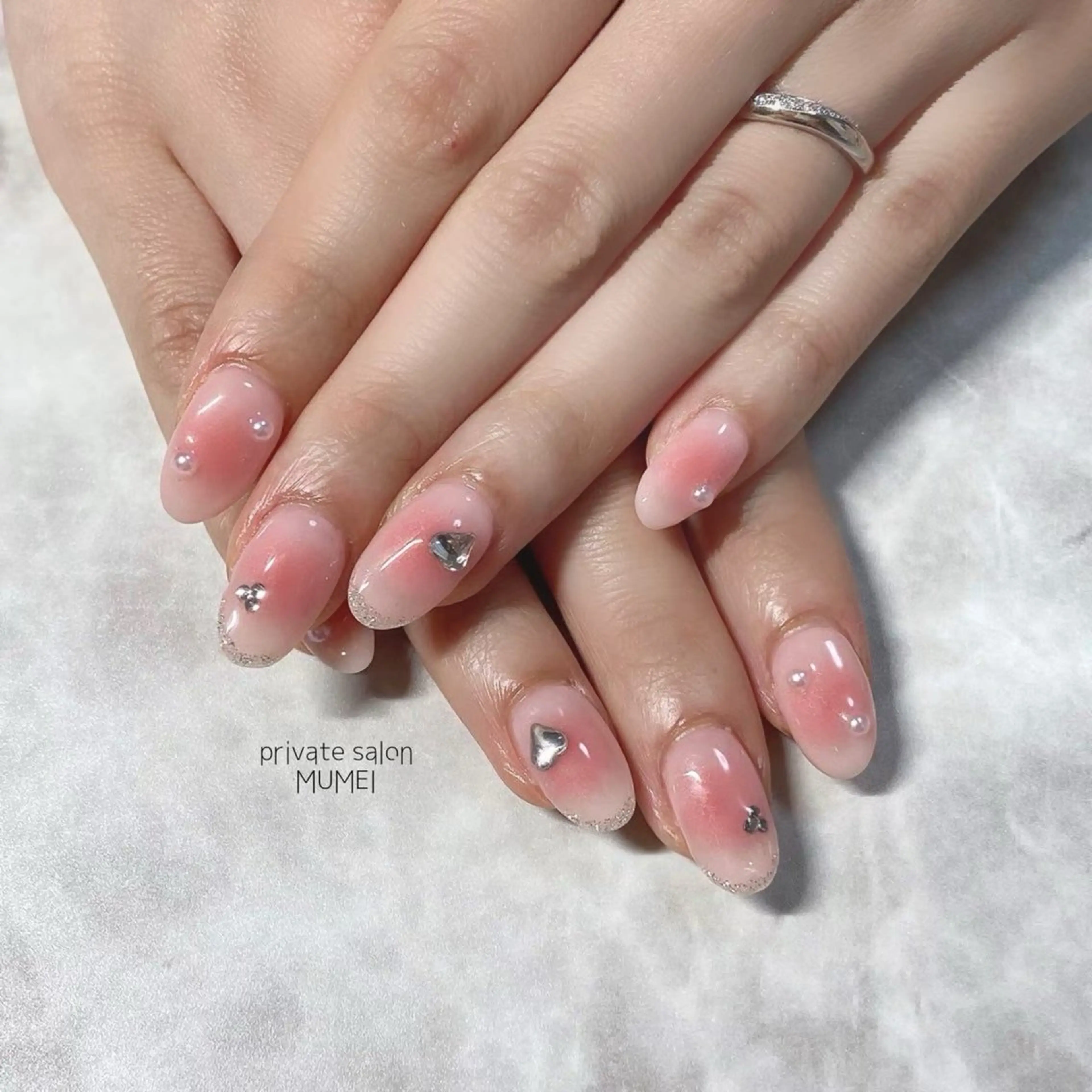 ネイル ハンドネイル private salon MUMEI所属・🫧 KAORIのネイルデザイン