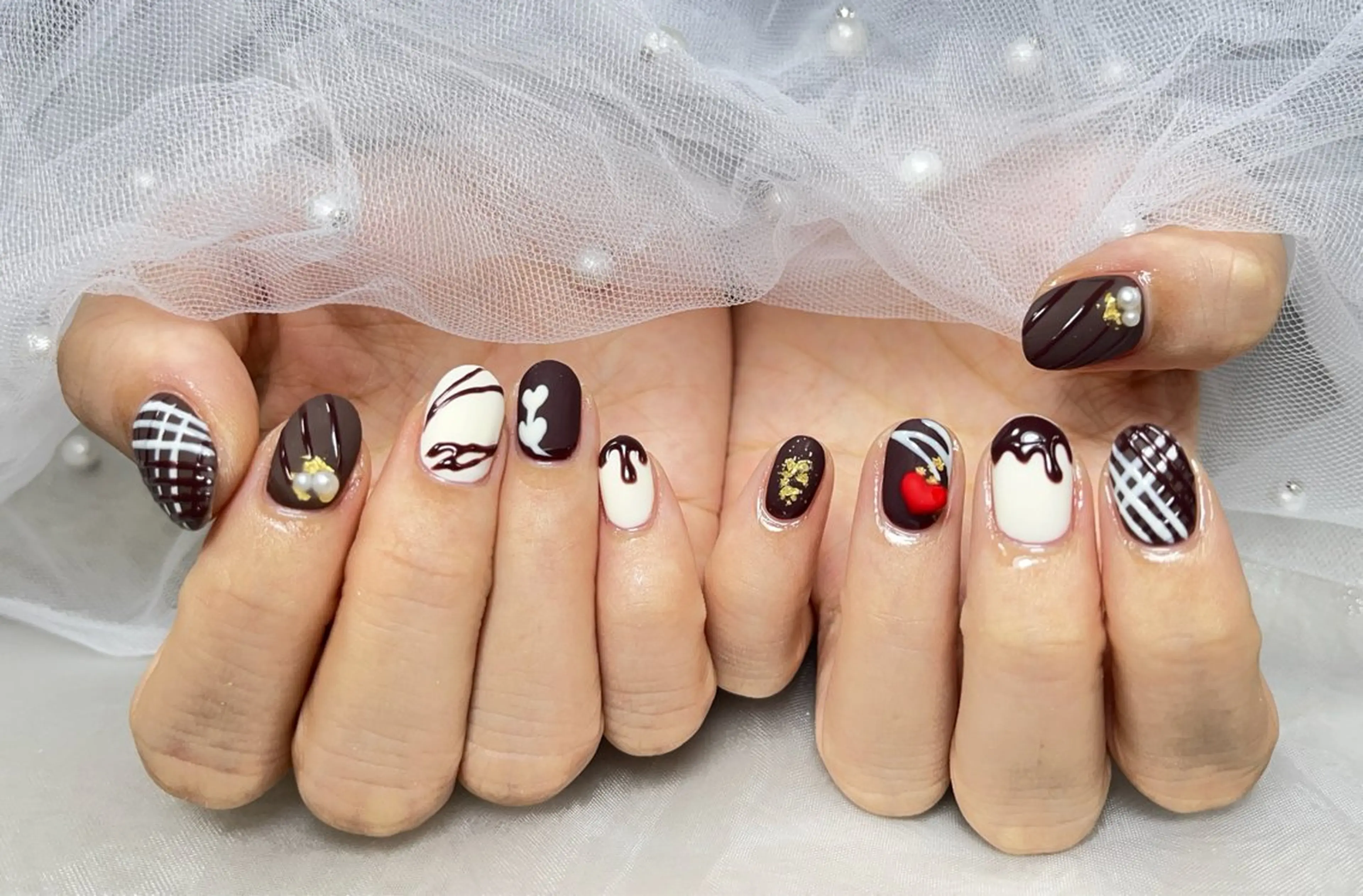 ネイル オーロラネイル チークネイル フットネイル フレンチネイル ジェルネイル ハンドネイル ハンドケア NEW NAIL💞 yukiのネイルデザイン