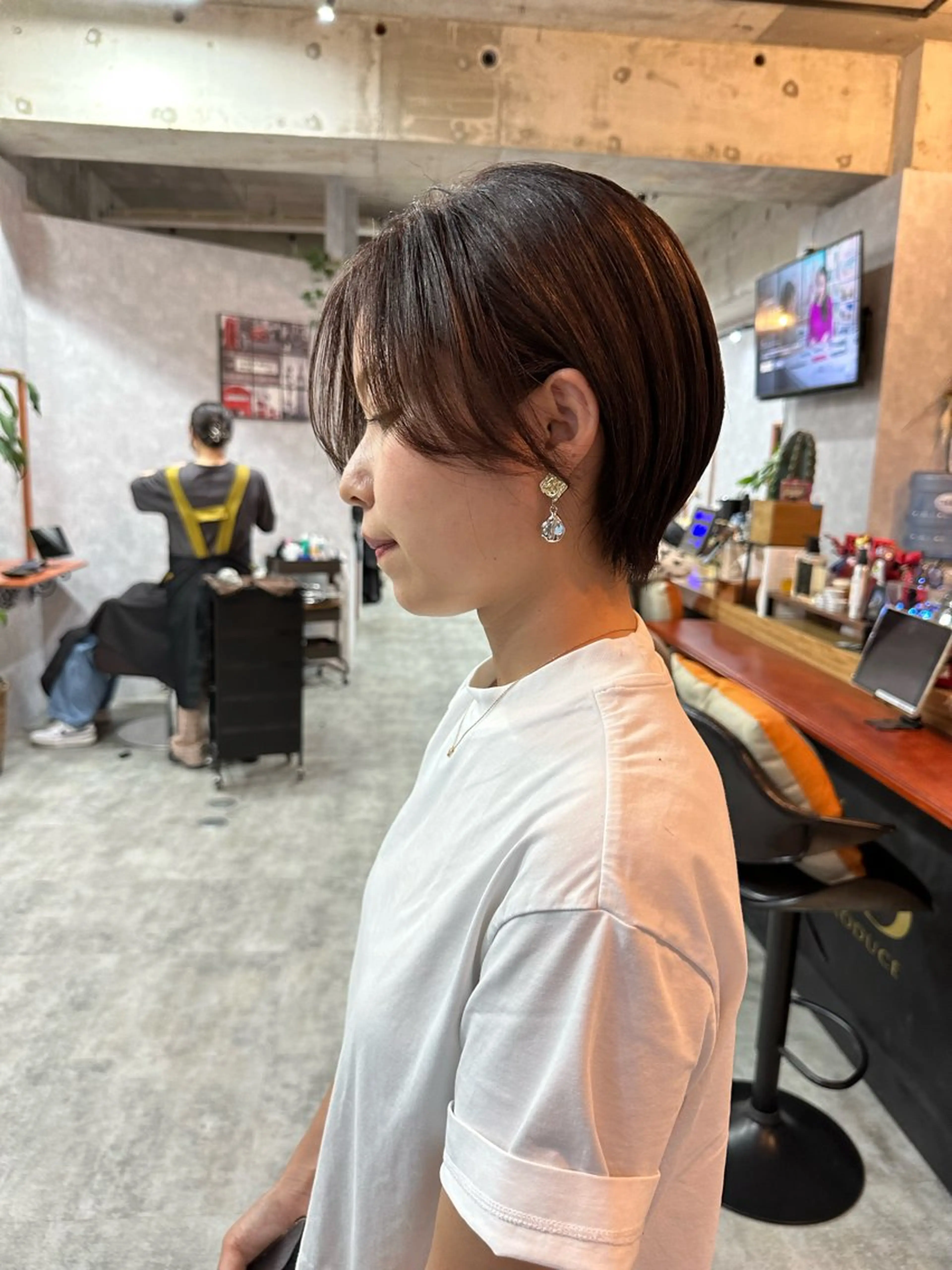 ショート 切りっぱなしボブ ショートボブ ハンサムショート 丸みショート ボブ カット ヘアカラー トリートメント C’LD hair  produce /シールドヘア所属・モテ髪/ボブ/ショー ト/アダチフウトのヘアスタイル