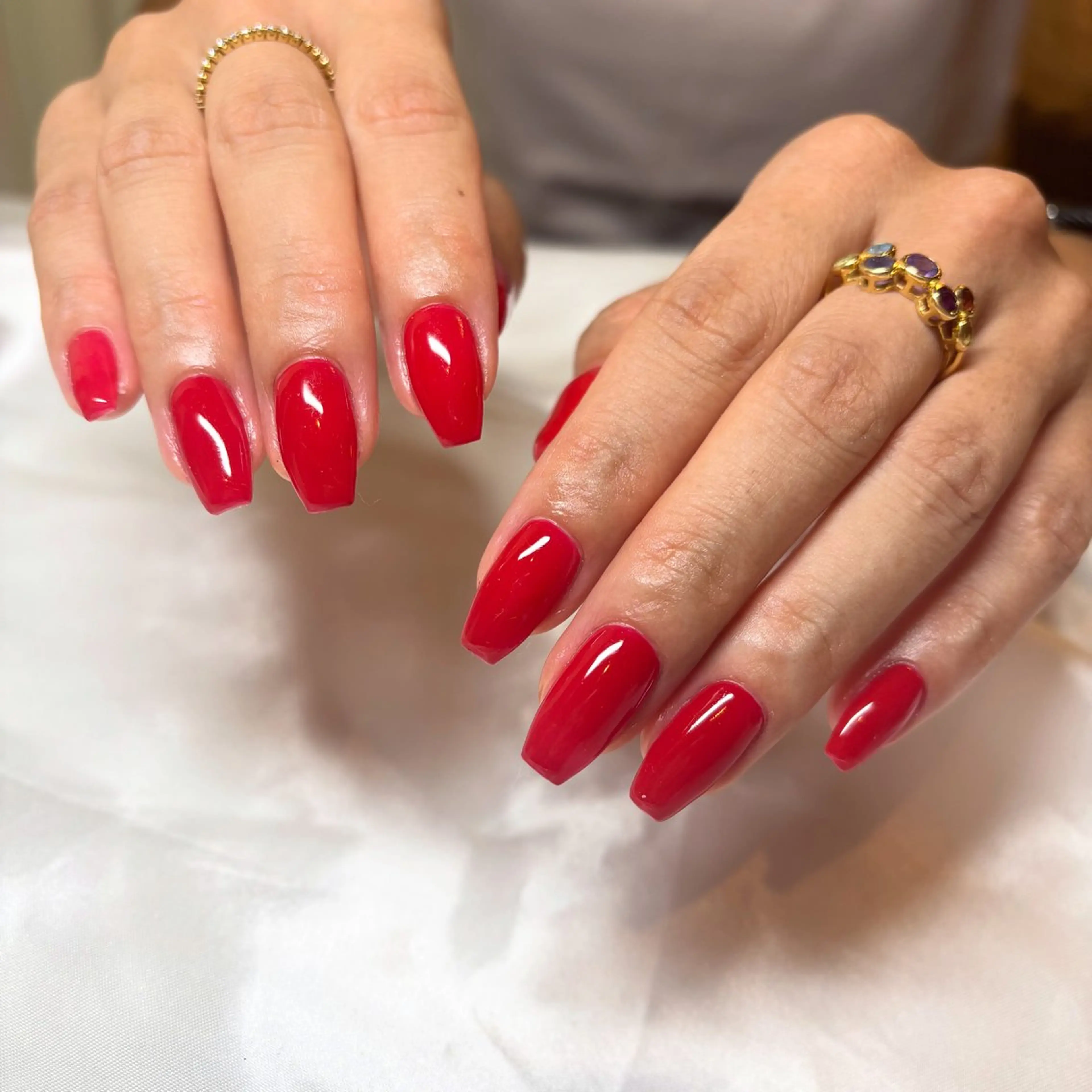 ネイル ハンドネイル JILL 河内花園店所属・yuna ⭐︎のネイルデザイン