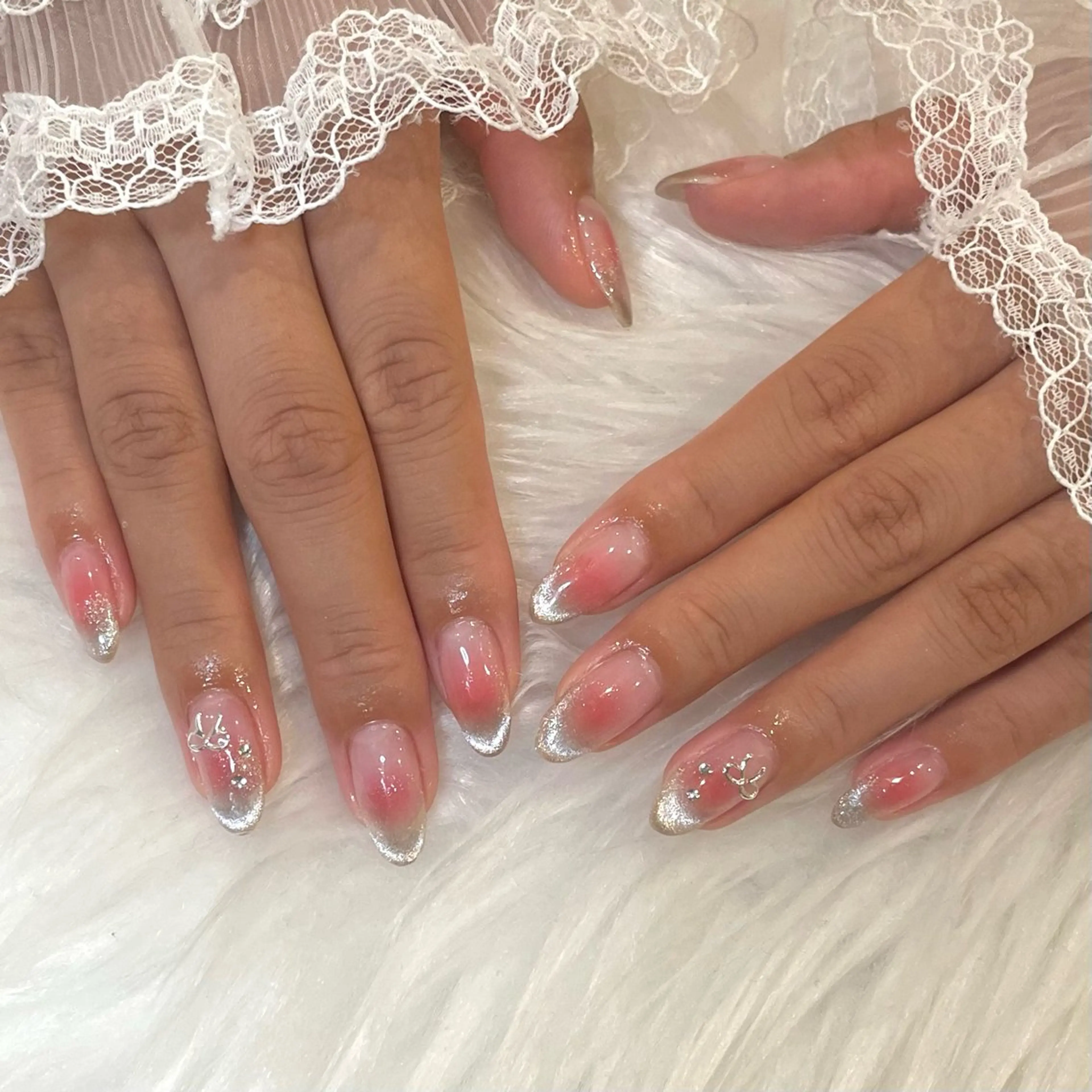 ネイル チークネイル マグネットネイル nailsalon Moa【モア】所属・yurika 🌷.*･ﾟのネイルデザイン