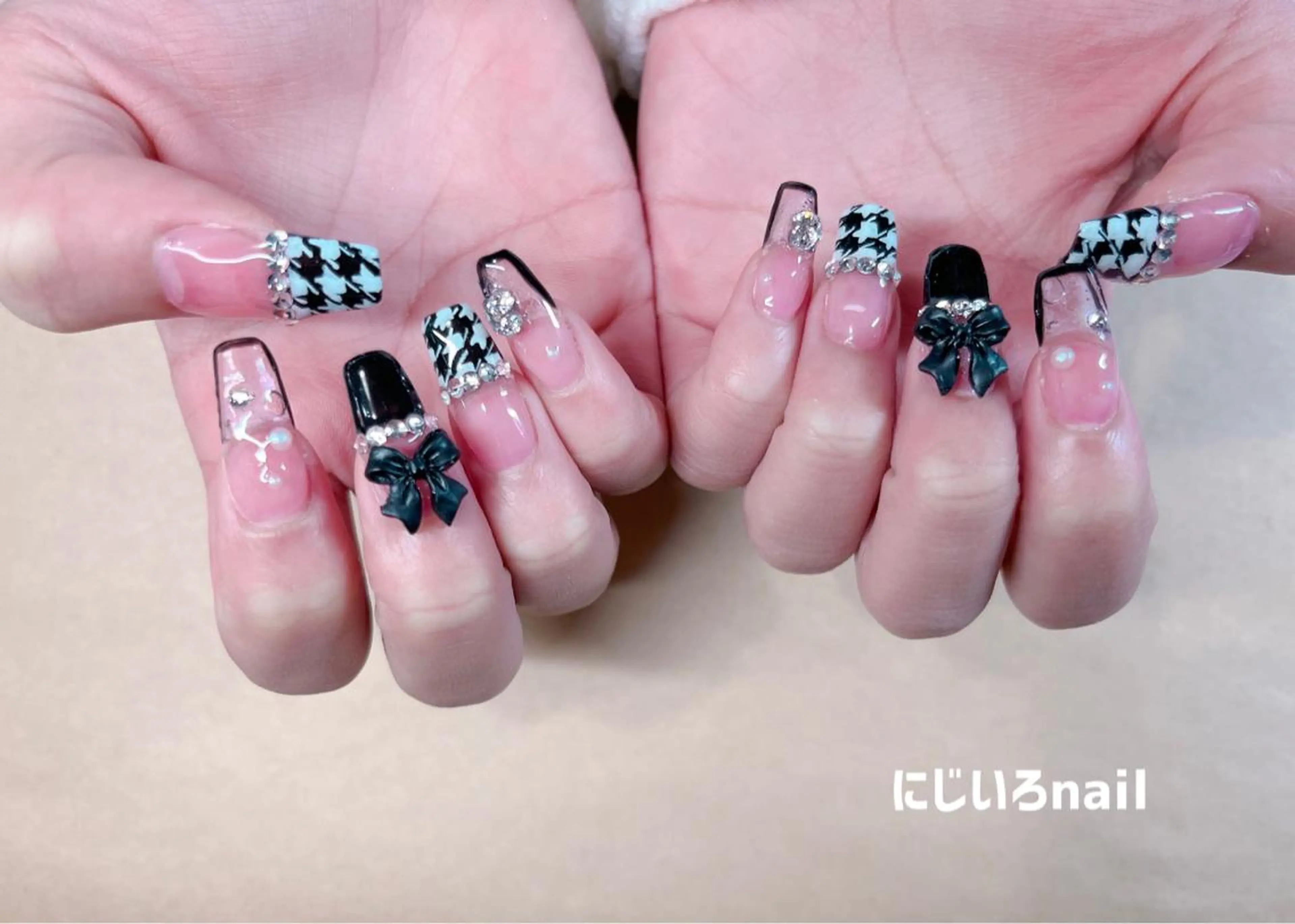 ネイル にじいろ nailのネイルデザイン