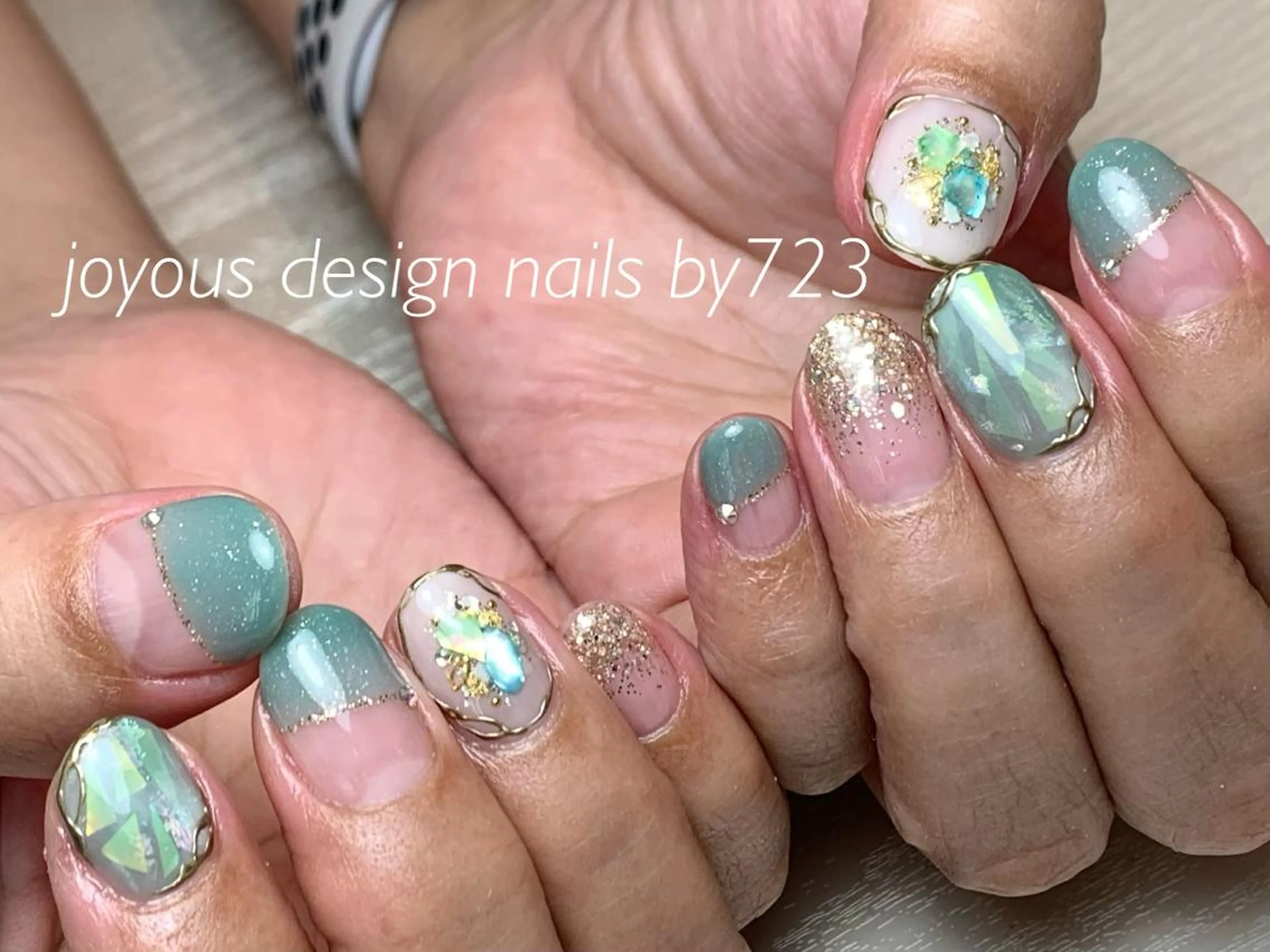 ネイル フレンチネイル ストーンネイル ハンドネイル jdn natsumiのネイルデザイン