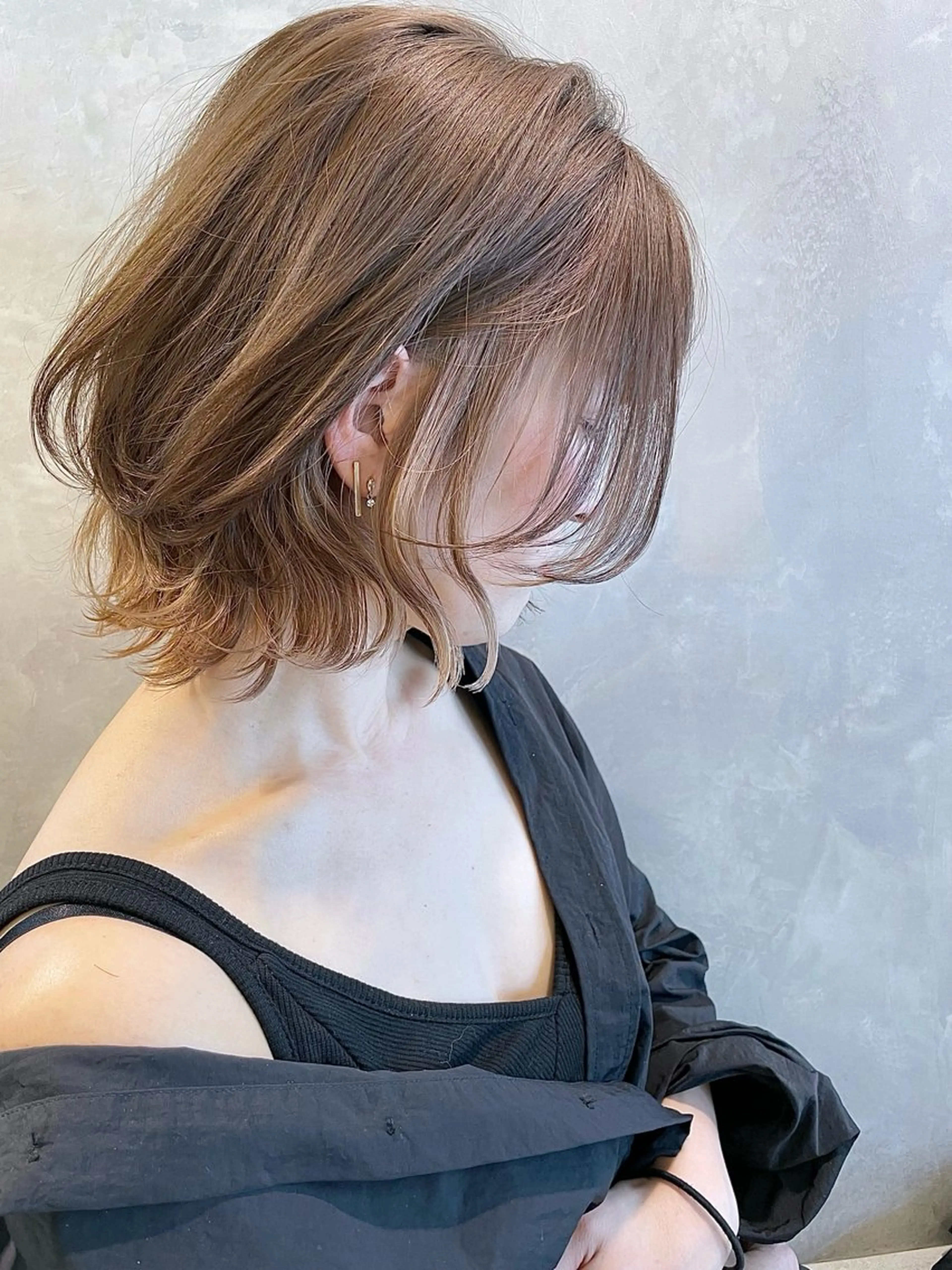 ミディアム ミディアムレイヤー レイヤーカット ボブ/デザインカラー /表参道/新井美有紀のヘアスタイル