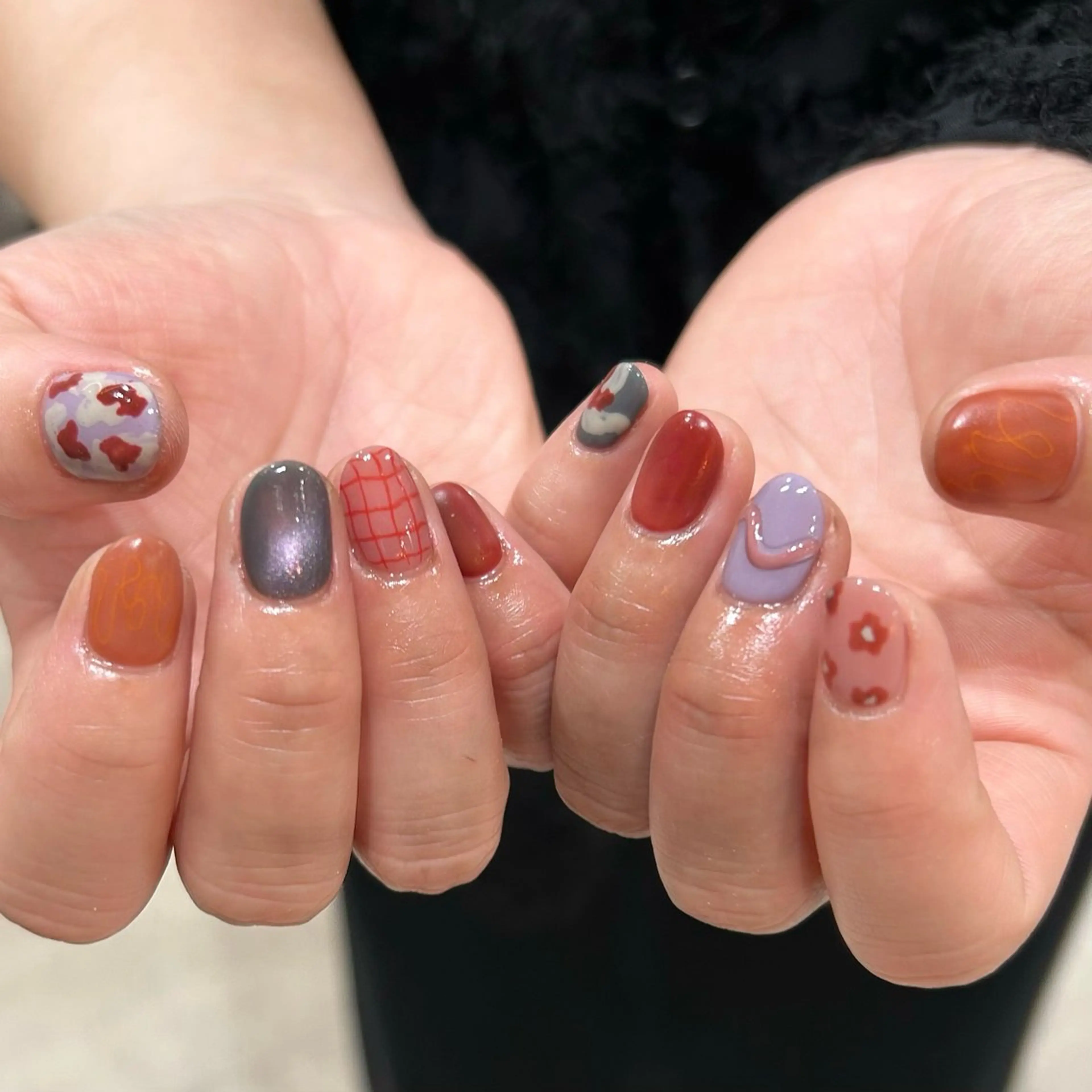 ネイル ジェルネイル 氷ネイル・うるうるネイル マグネットネイル パラジェル 春ネイル ハンドネイル shio ♡ 4/6空きありのネイルデザイン