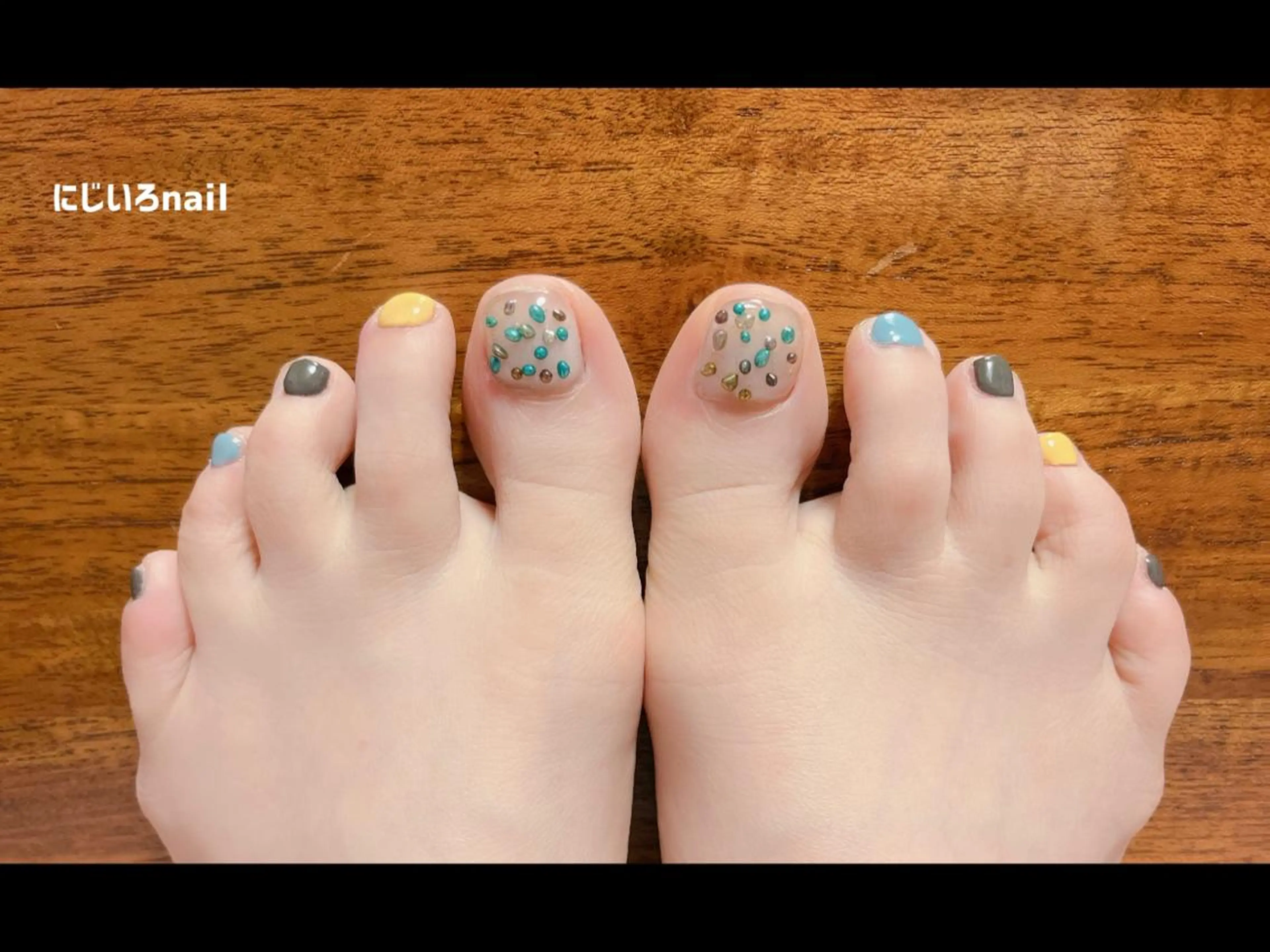 ネイル にじいろ nailのネイルデザイン