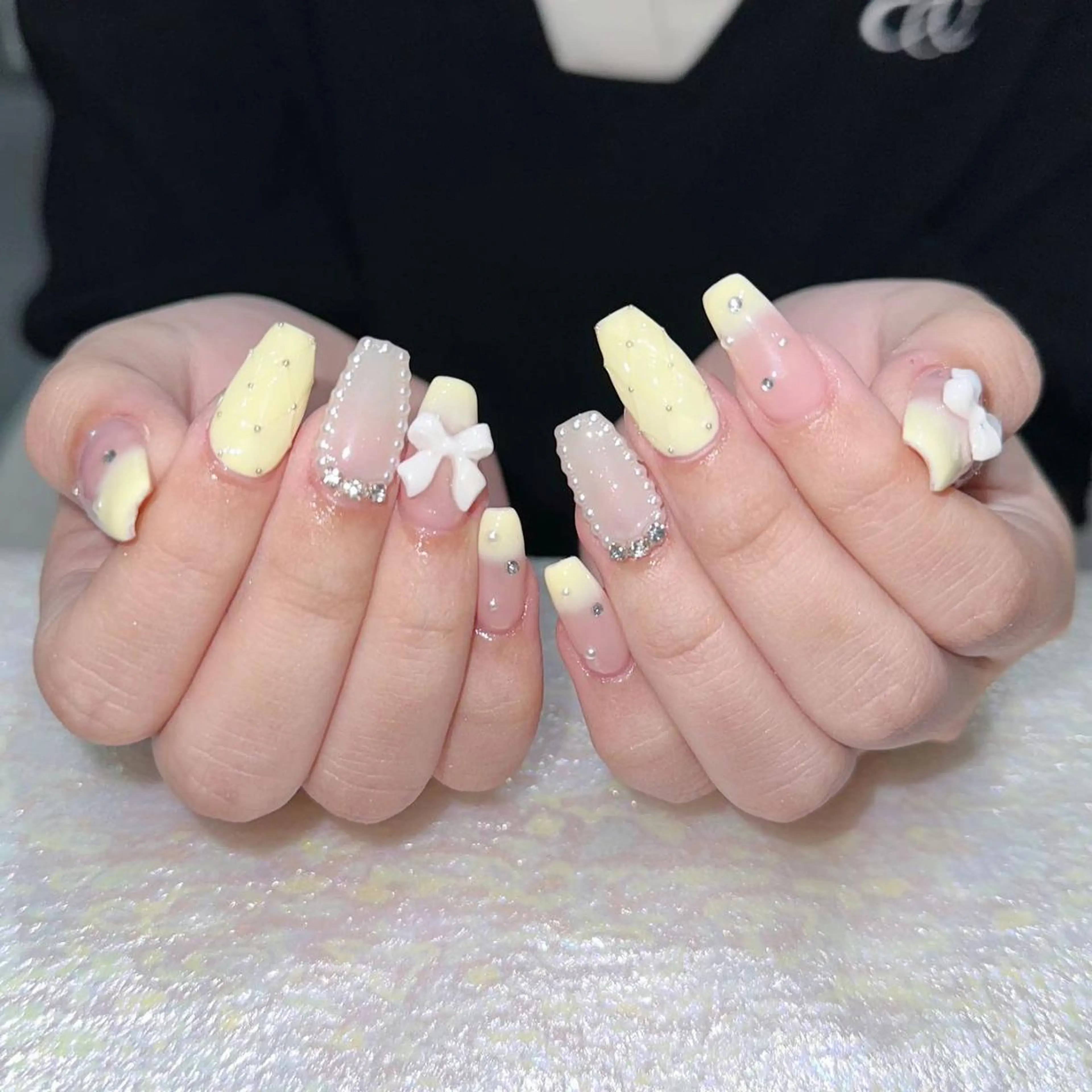 ネイル アートネイル 長さ出し ネイルチップ Queens マオのネイルデザイン