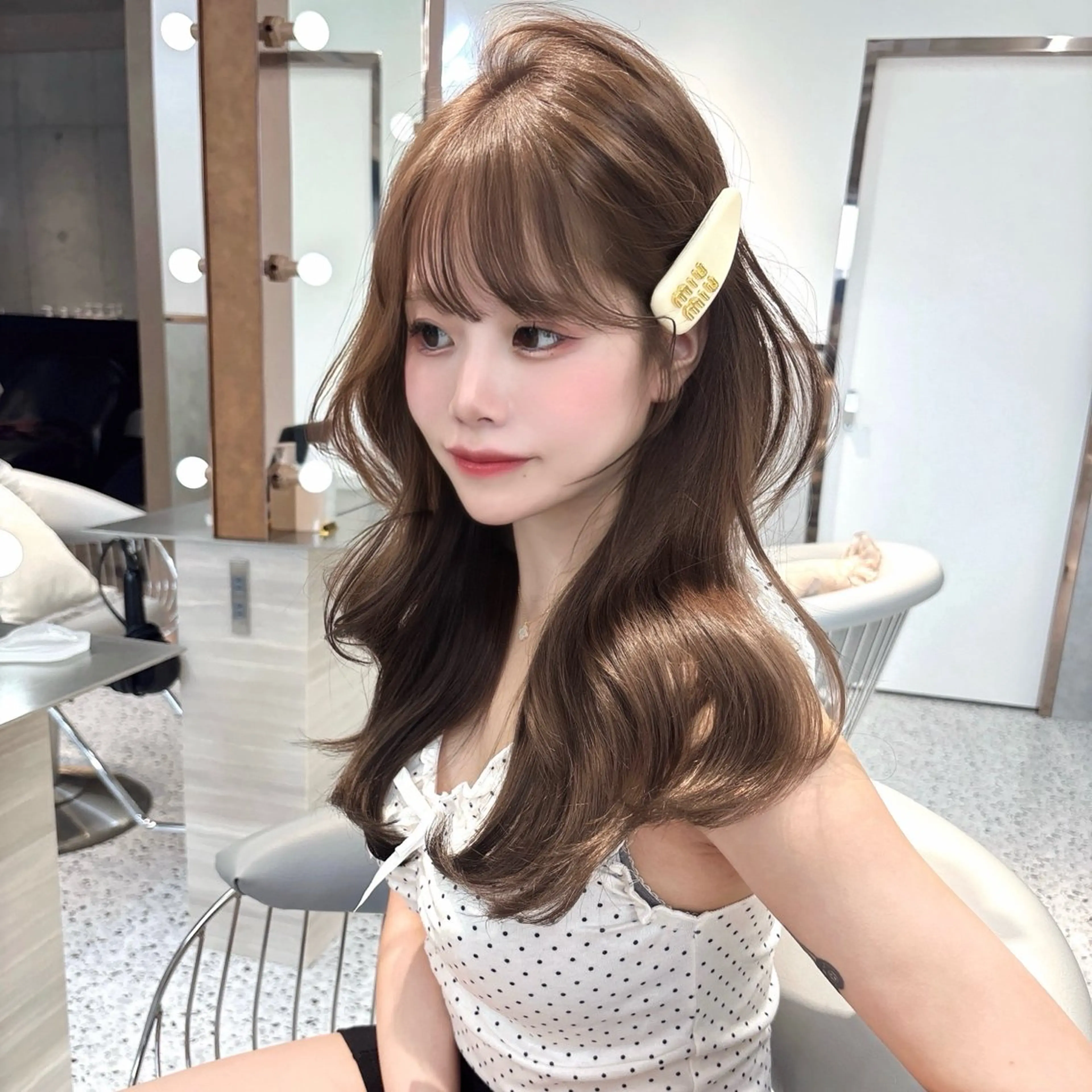 ミディアム カラー ブリーチ ボブ 韓国風ヘア レイヤーカット トリートメント ヘアカラー rina／ベージュ ワンホン/韓国ヘアのヘアスタイル