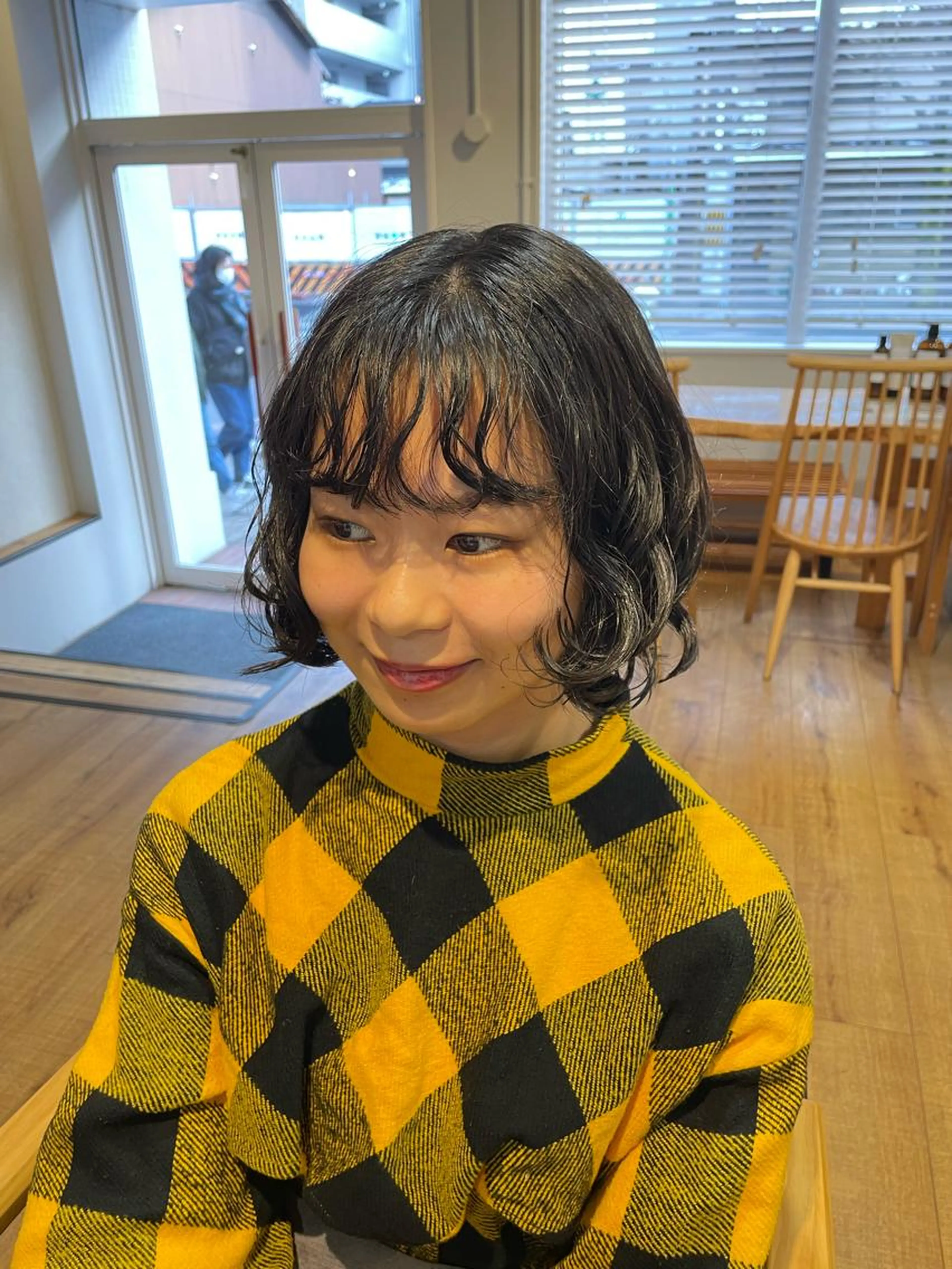 カット+栄養パーマ(ブリーチ毛不可)9時半~17時まで受付の写真