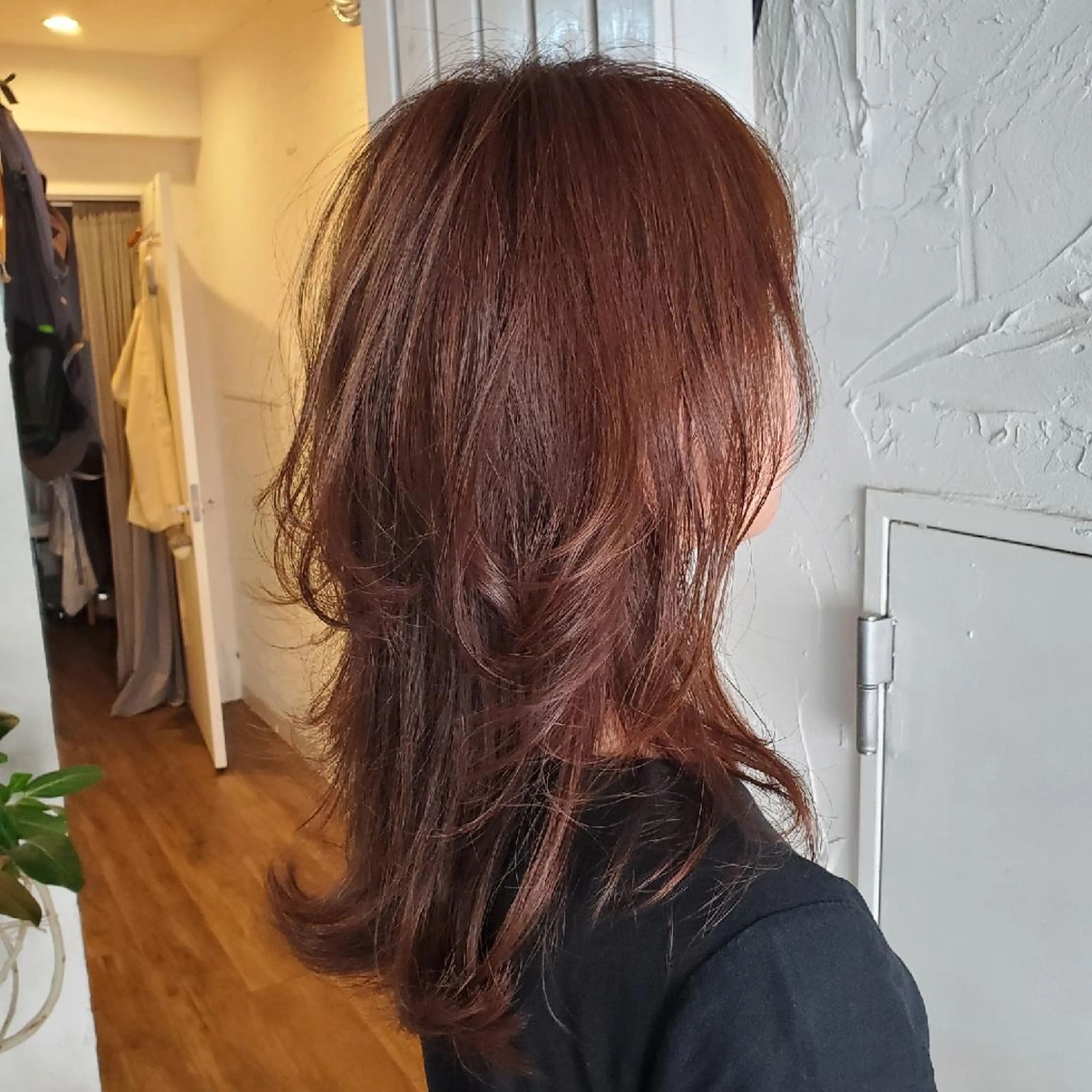 セミロング カラー カット ヘアカラー トリートメント フリーランス所属・韓国ヘア レイヤー くびれヘアMATSUのヘアスタイル