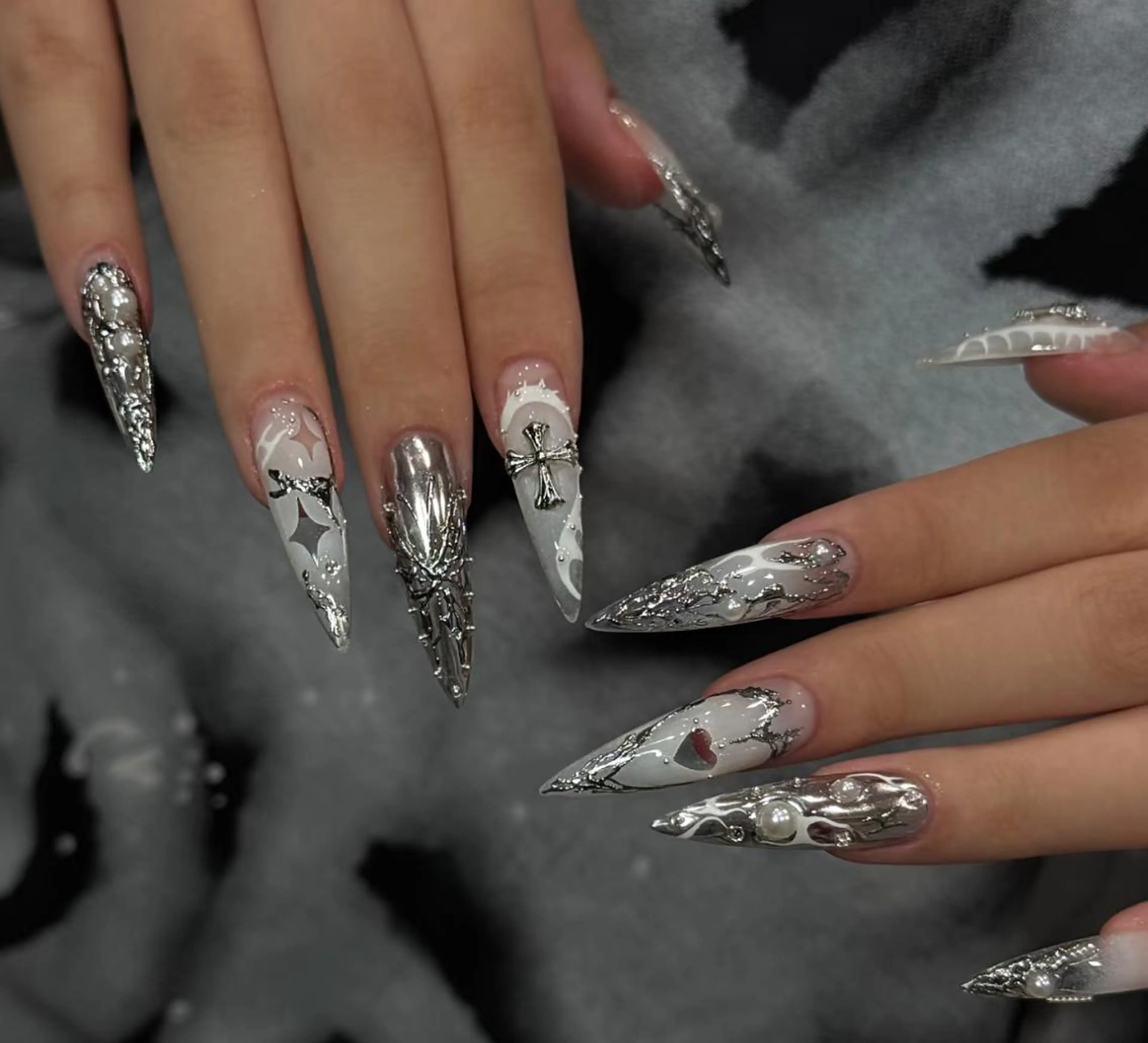 ネイル ハンドネイル 🎀 Ayaka_nailのネイルデザイン