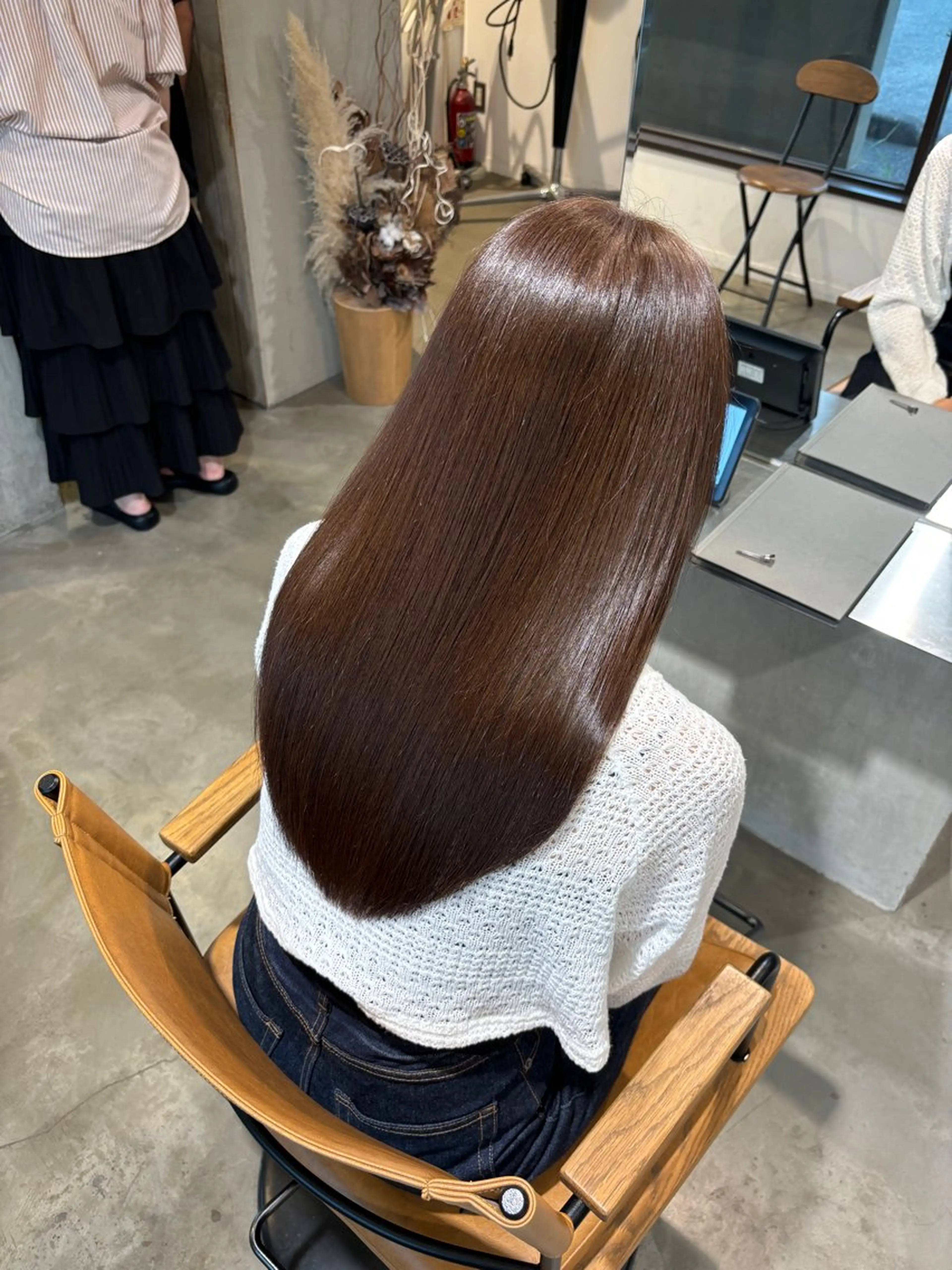 ロング カラー 小木曽 里華のヘアスタイル