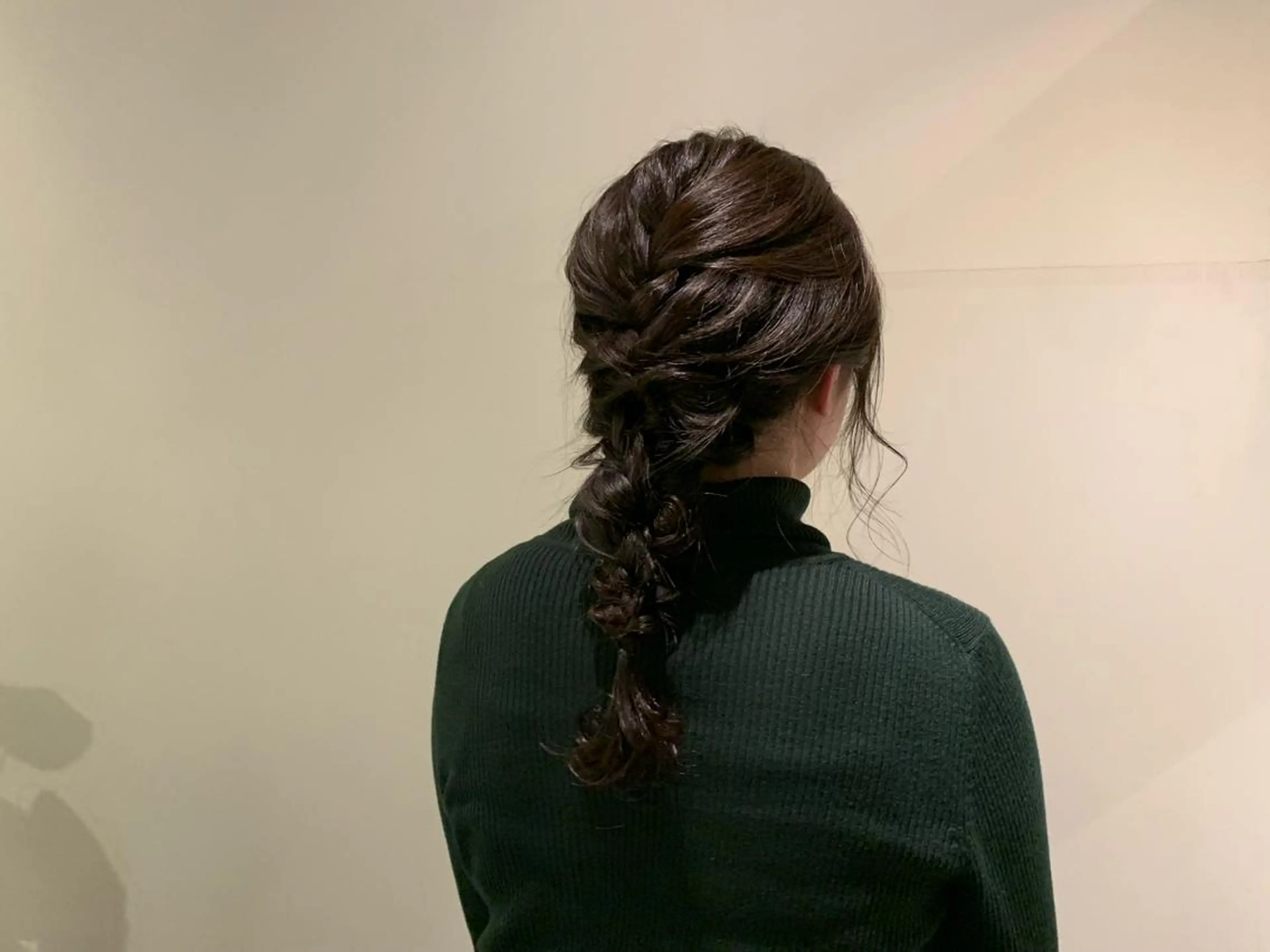 ロング カラー ヘアアレンジ 三つ編み 野々村 朋美のヘアスタイル