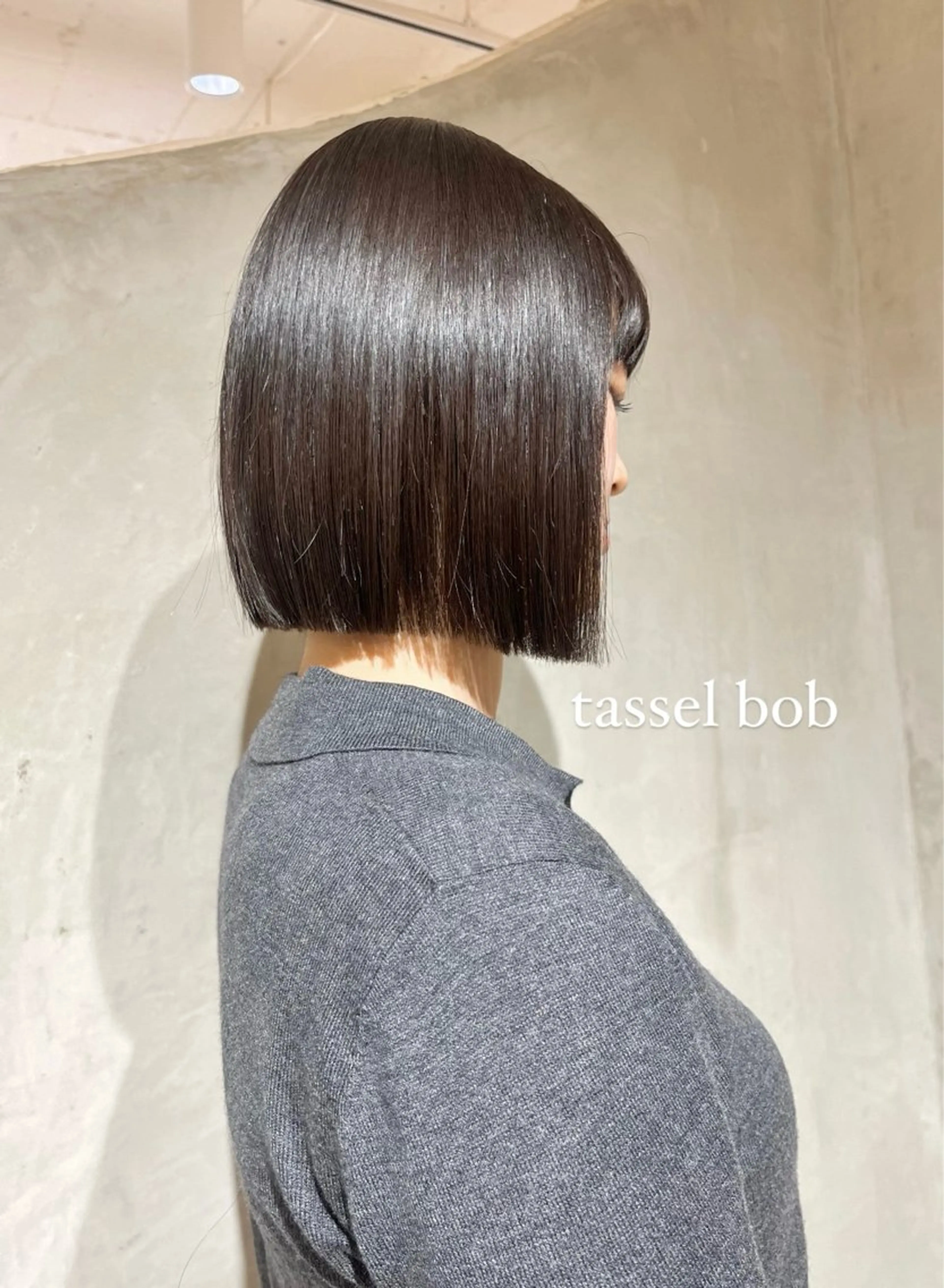 ミディアム カット effect横浜所属・切りっぱなしボブ/ 艶カラー/綾莉のヘアスタイル