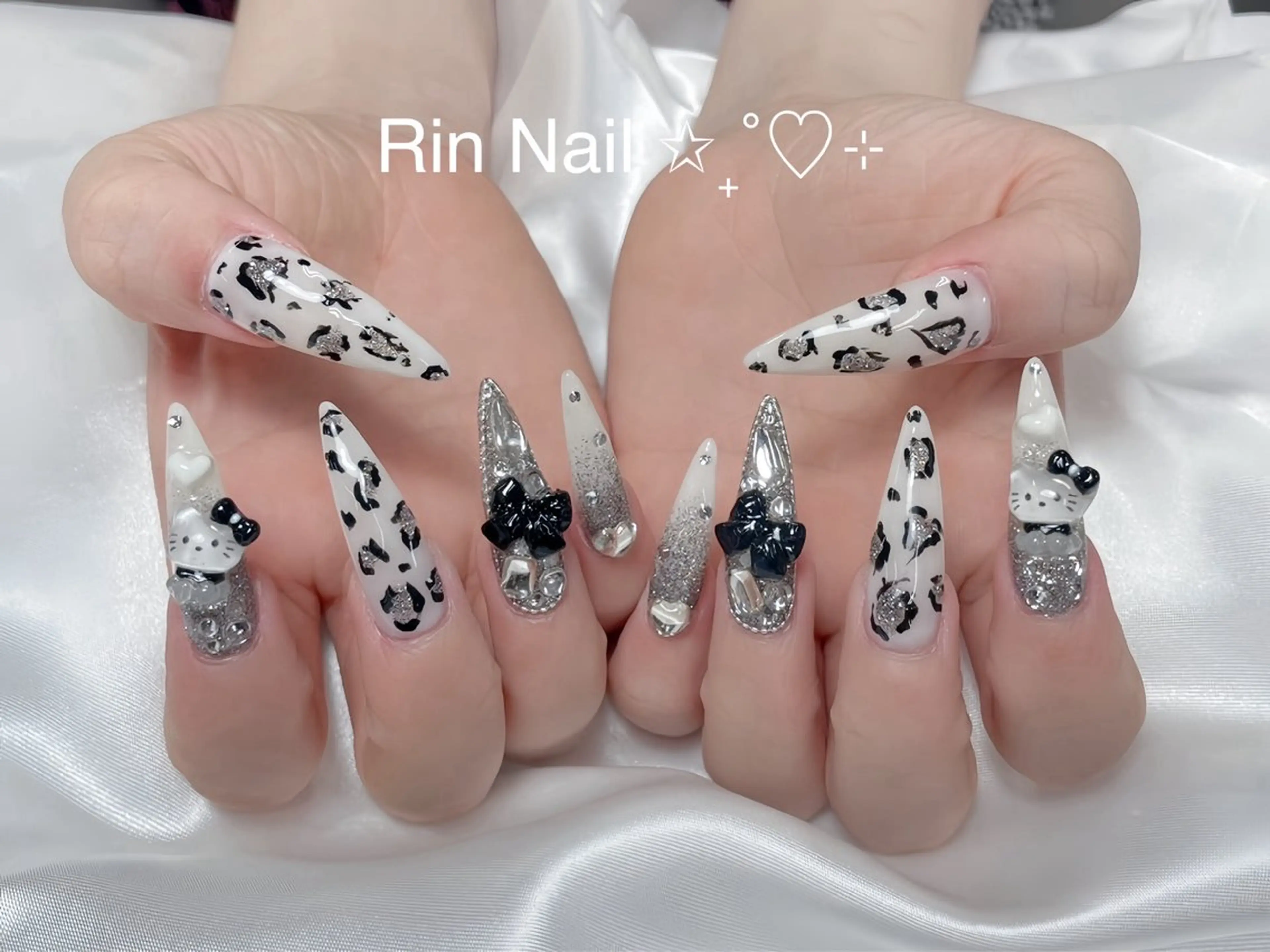 ネイル チークネイル フラッシュネイル フラワーネイル フットネイル ジェルネイル ハンドネイル Rin Nail Shinokuboのネイルデザイン