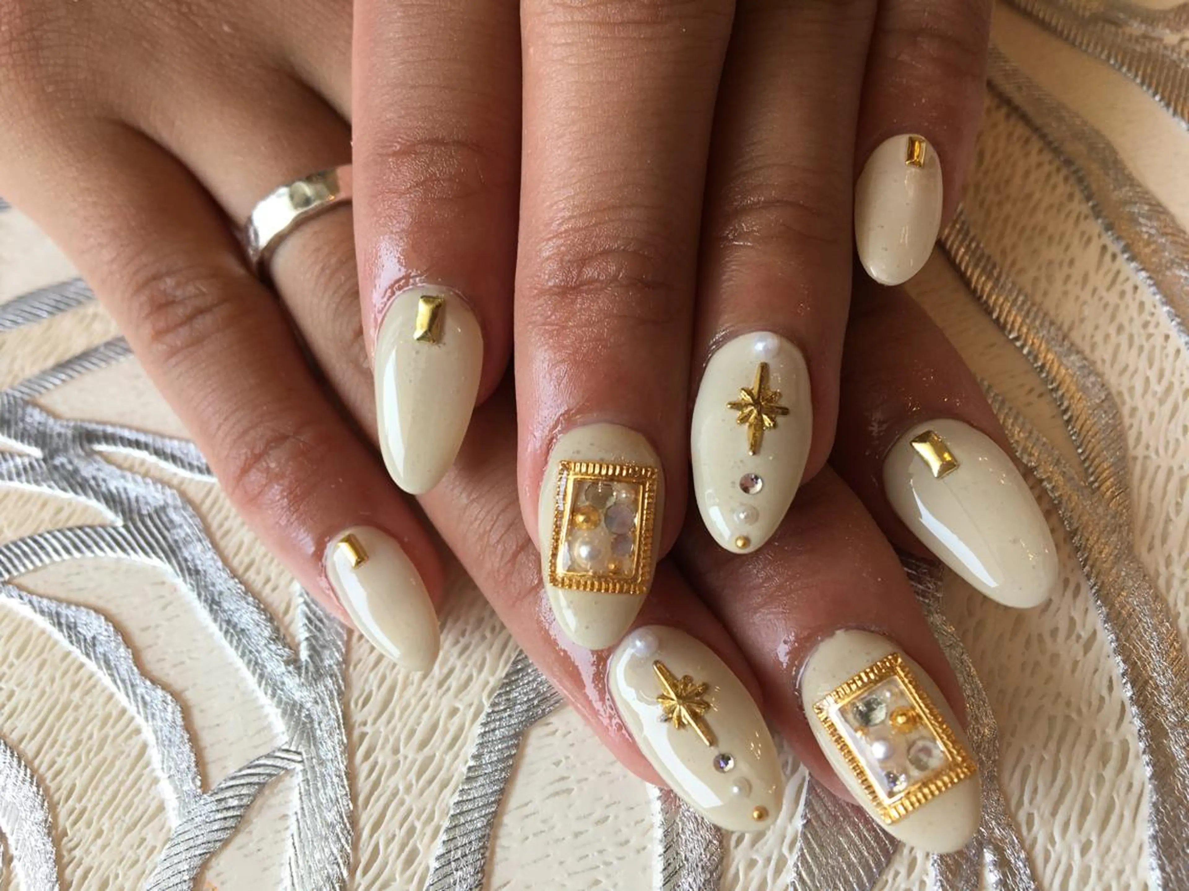 ネイル マツエク・マツパ ジェルネイル beauty Kasane,所属・鎌野 えりかのマツエク・マツパデザイン