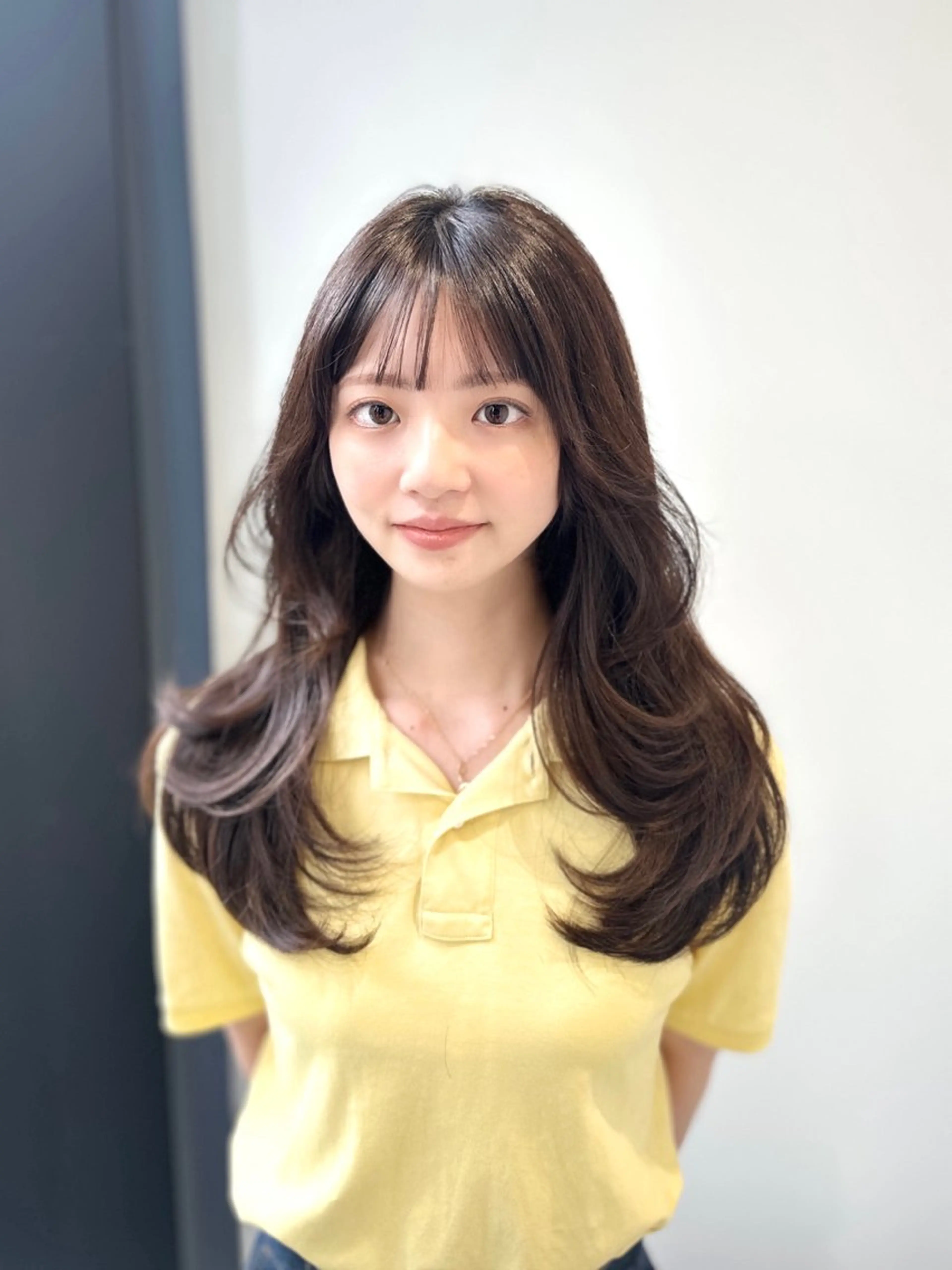 ロング ブリーチなしダブル/ レイヤーカット 小棹のヘアスタイル