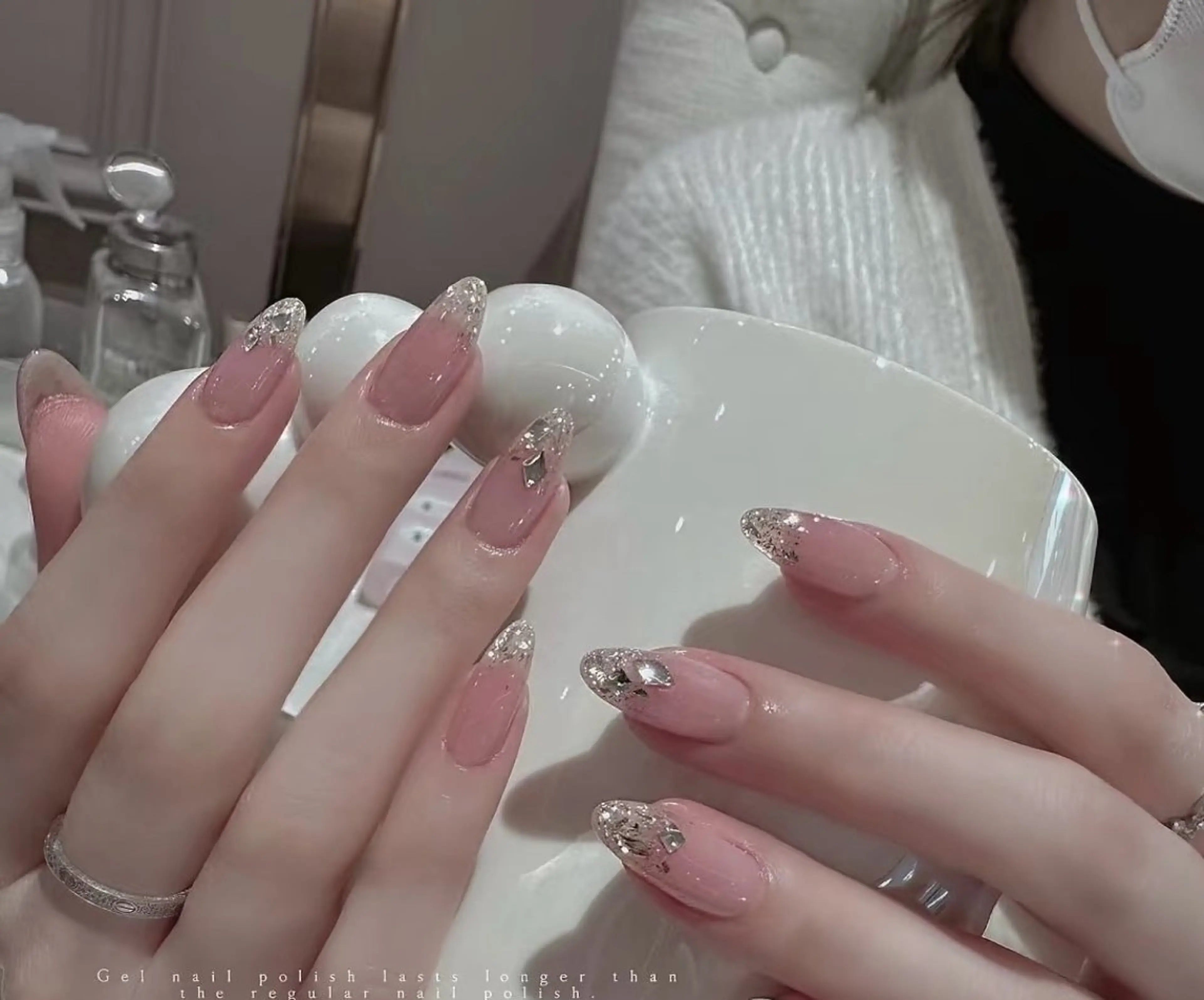 ネイル 高木 維麗絲のネイルデザイン