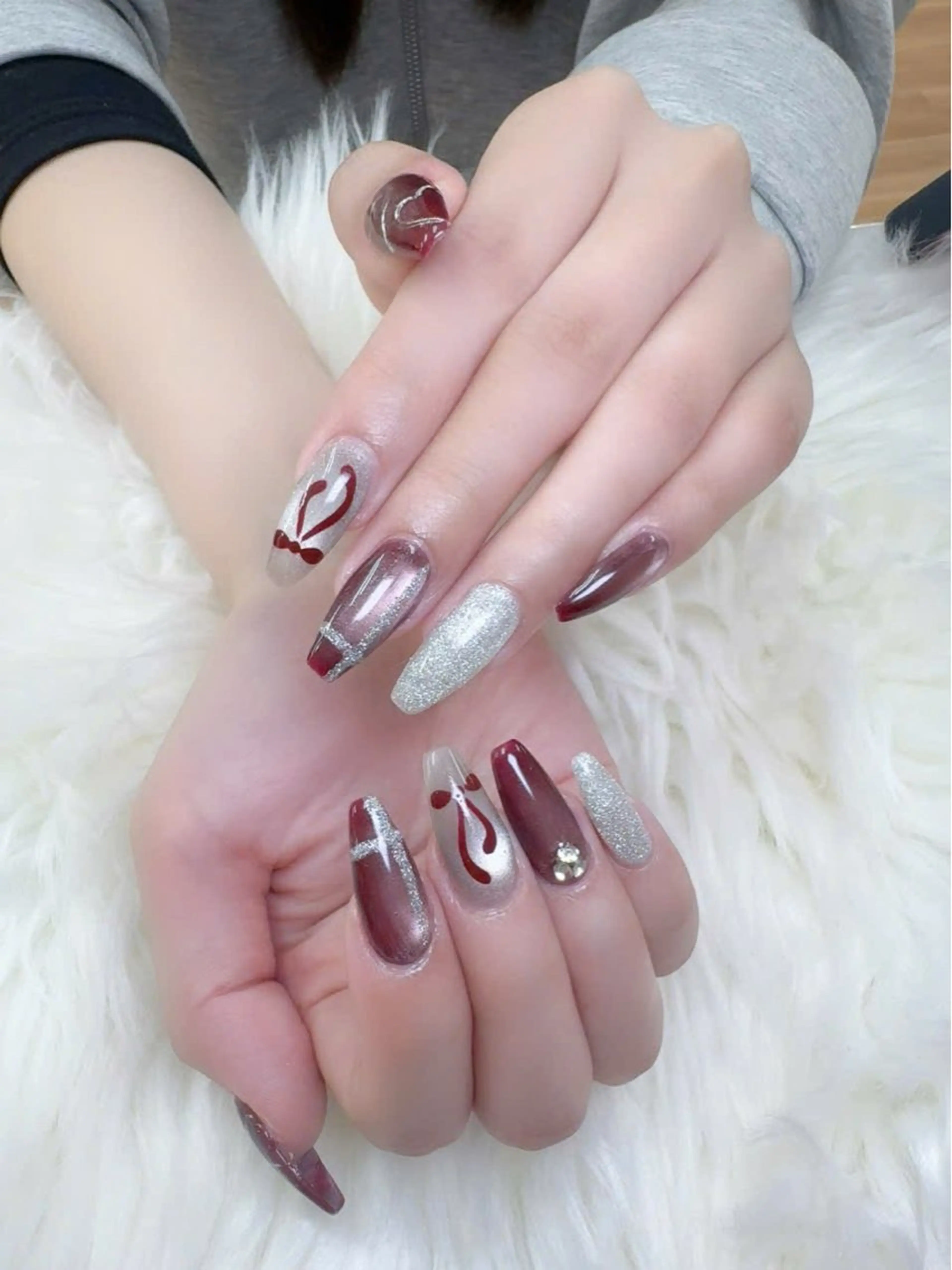 ネイル フレンチネイル グラデーション マグネットネイル ニュアンスネイル オフィスネイル ハンドネイル ハンドケア Hara Nail 【パラジェル使用】のネイルデザイン