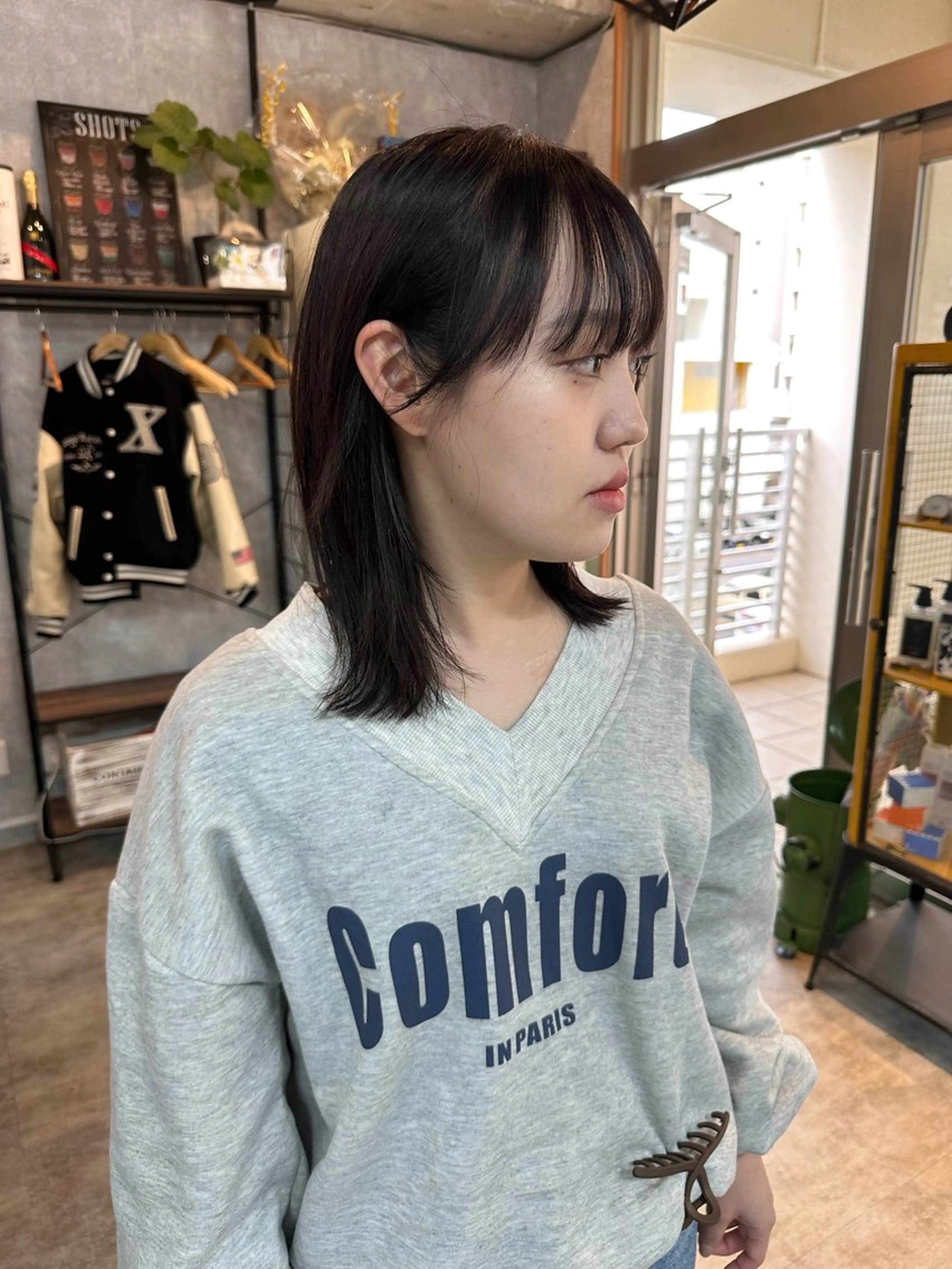 ミディアム 切りっぱなしボブ ショートボブ ボブ くびれヘア ハイライト カット ヘアカラー トリートメント C’LD hair  produce /シールドヘア所属・モテ髪/ボブ/ショー ト/アダチフウトのヘアスタイル