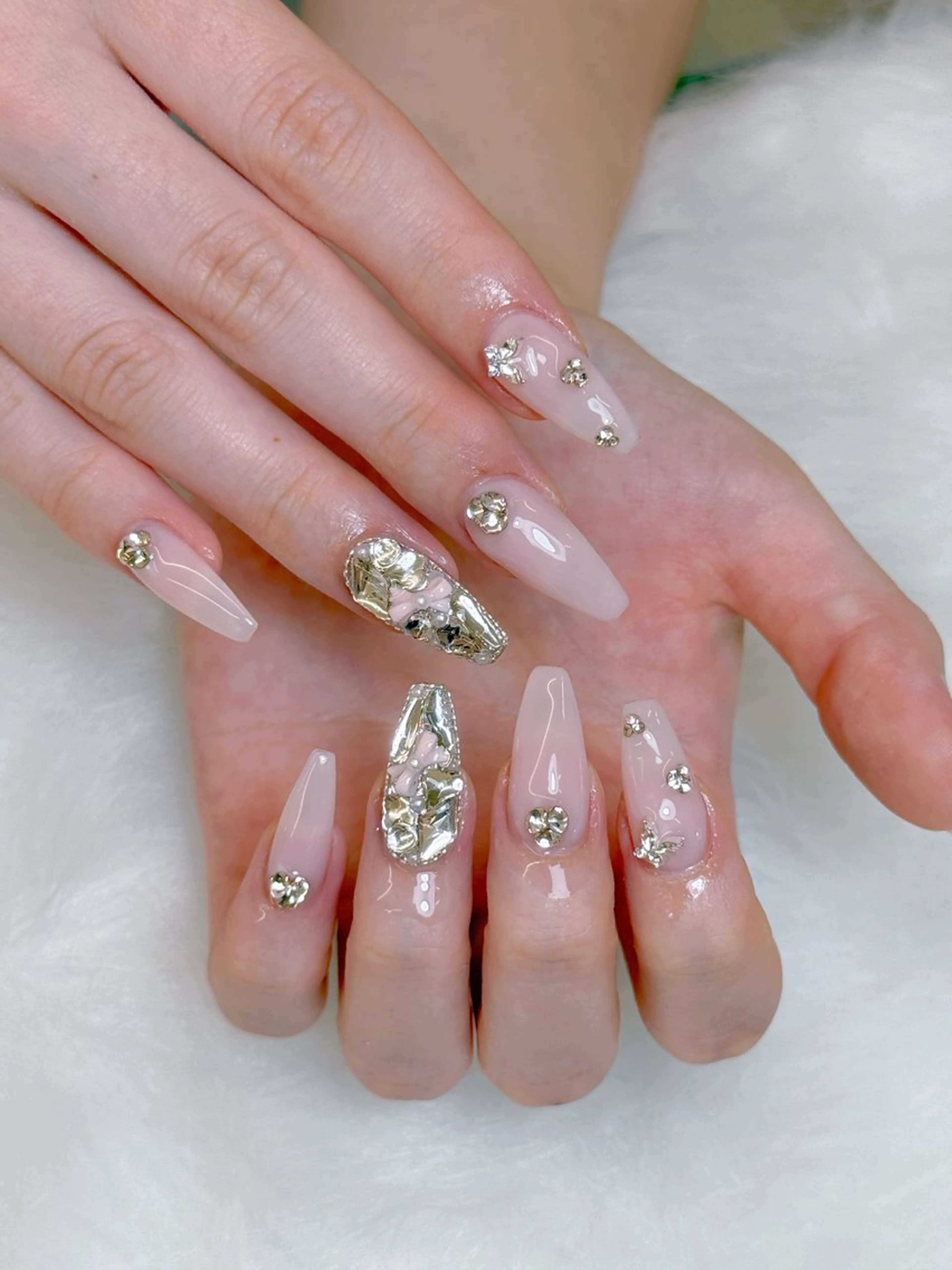 ネイル チークネイル 長さ出し フットネイル 韓国ネイル マグネットネイル Luxe Nailのネイルデザイン