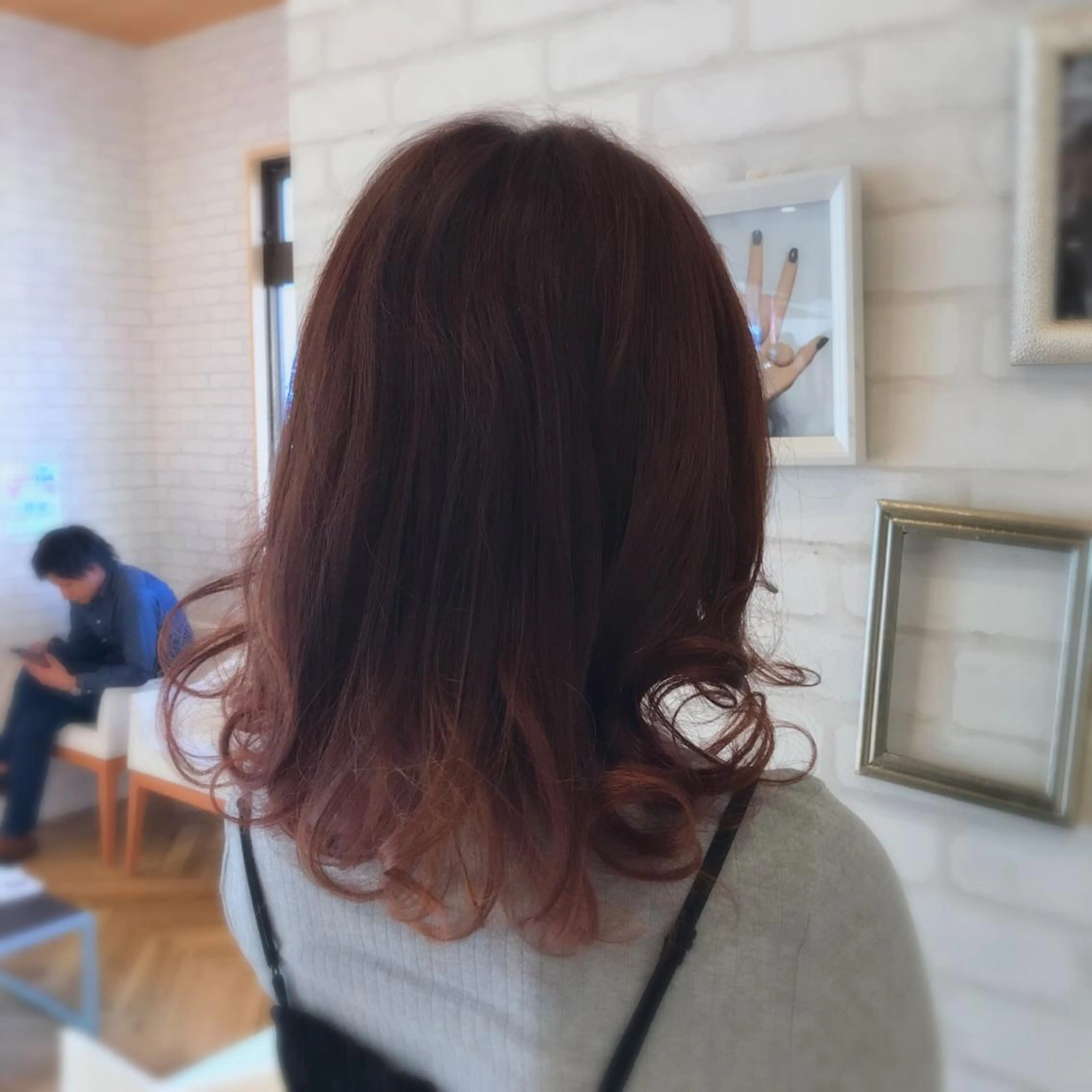 ミディアム カラー グラデーションカラー ピンクカラー 【髪質改善】 夏目結以のヘアスタイル