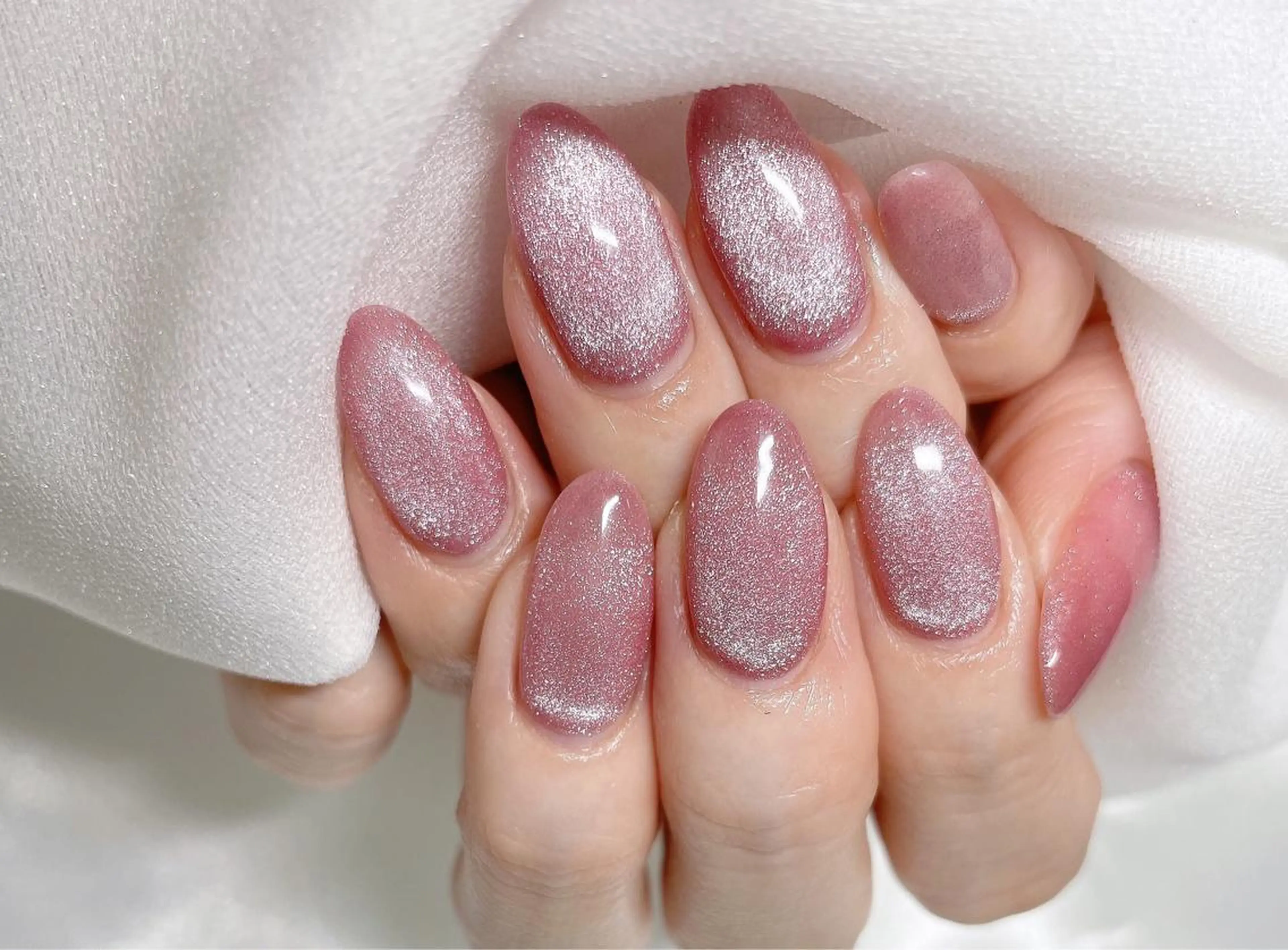 ネイル マグネットネイル nailsalon SANANAILのネイルデザイン