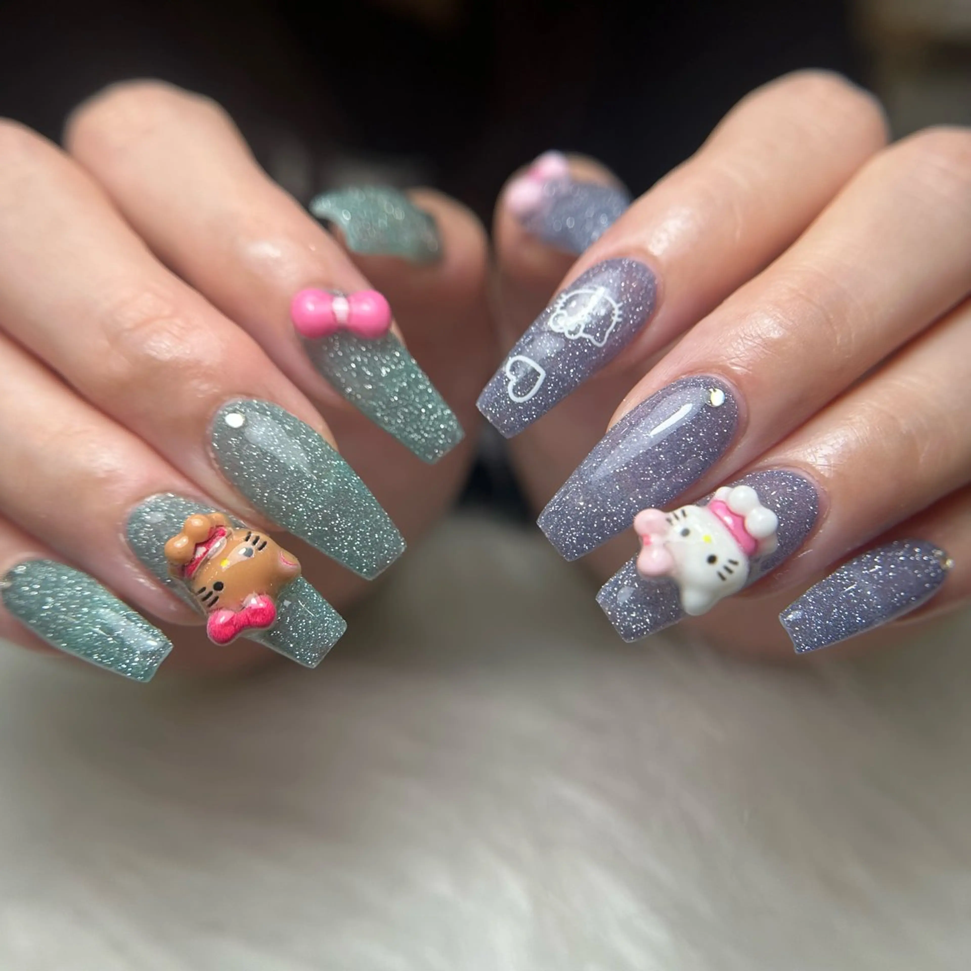 ネイル フレンチネイル グラデーション 韓国ネイル マグネットネイル シンプルネイル CoMo Nail Studio所属・CoMo Nailのネイルデザイン