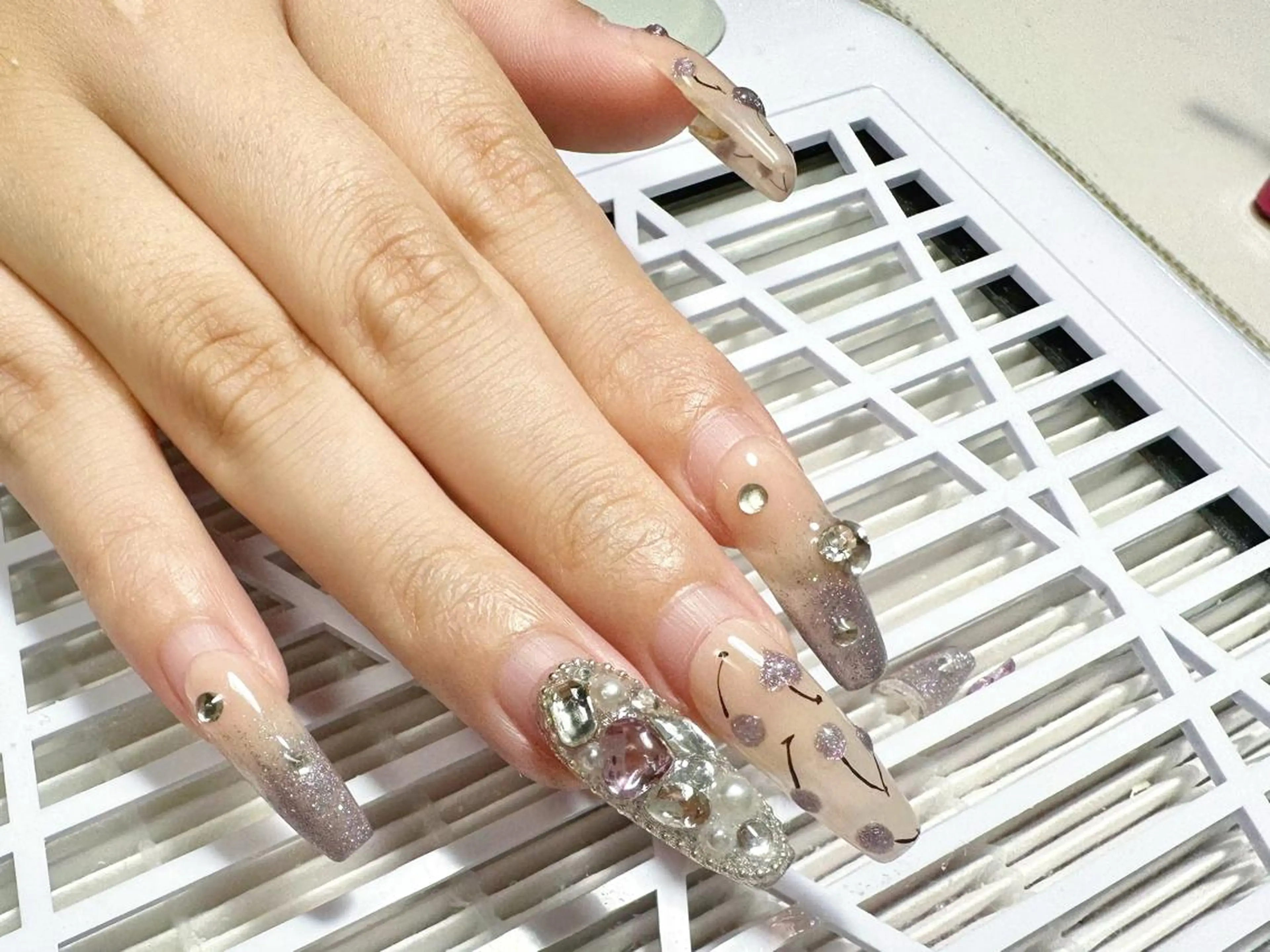 ネイル One Plus Nail Salonのネイルデザイン