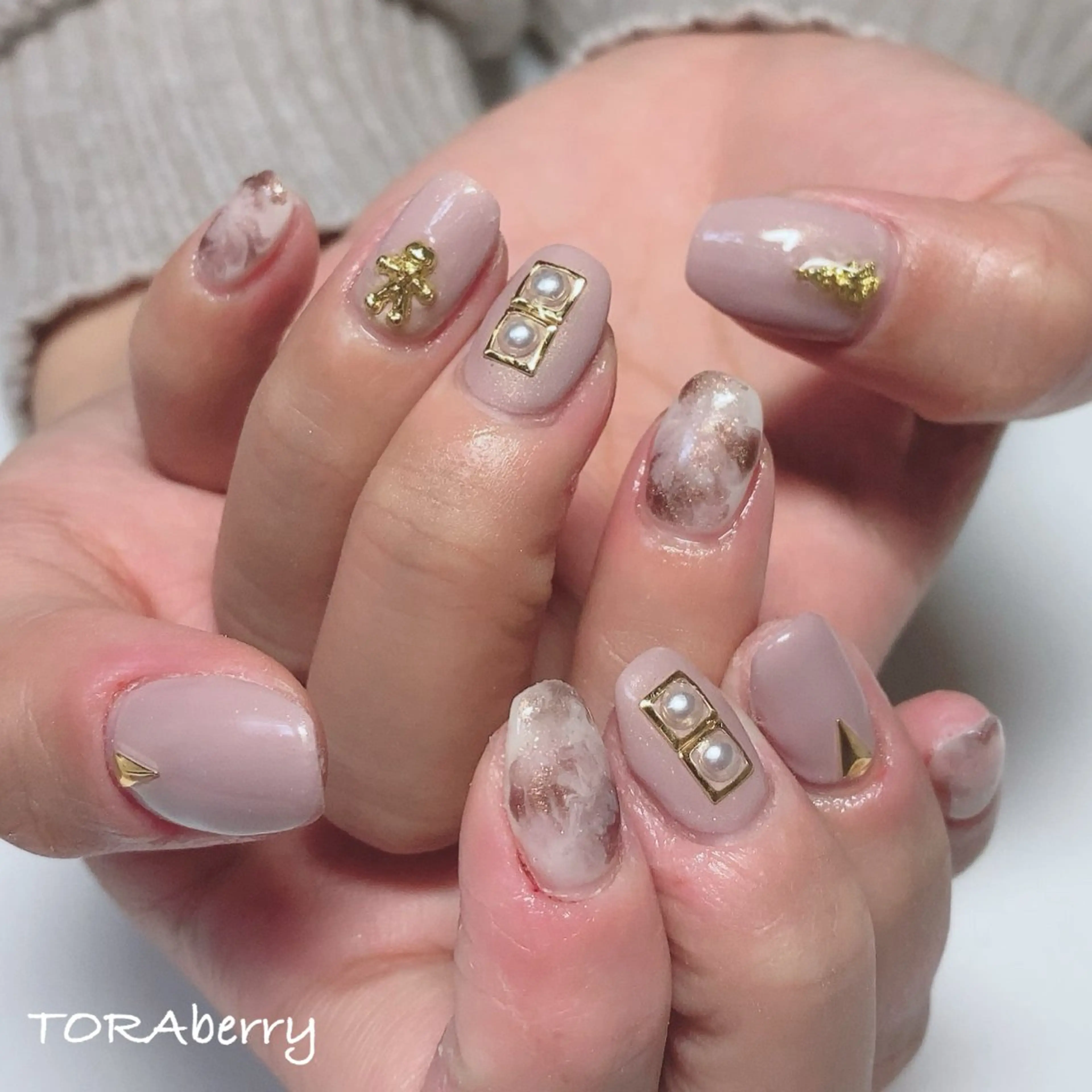 ネイル ネイリスト なつみのネイルデザイン