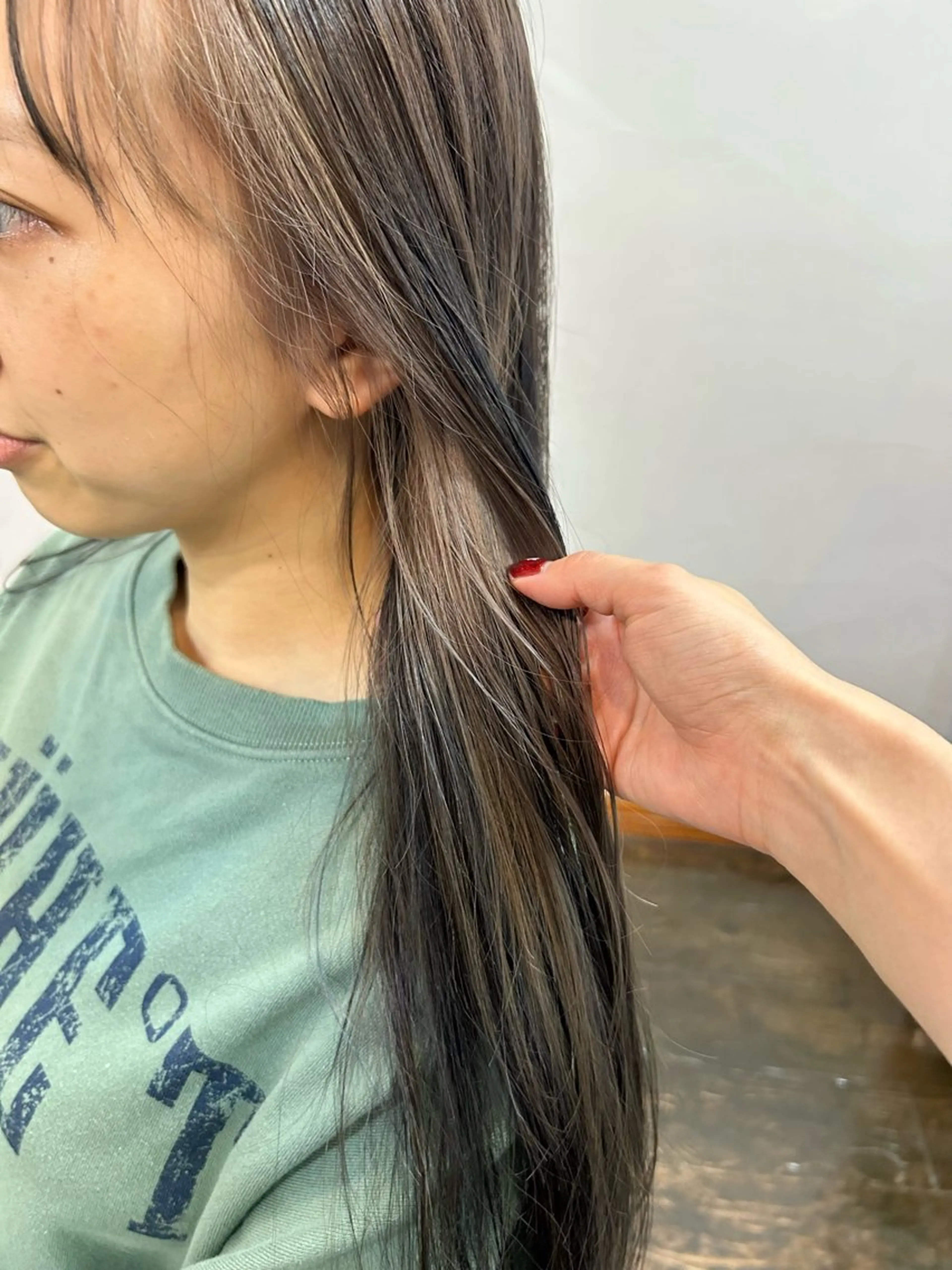 カラー ミストバング ベージュカラー  フェイスフレーミング 坂本 瑞季 🤍 髪質改善のヘアスタイル