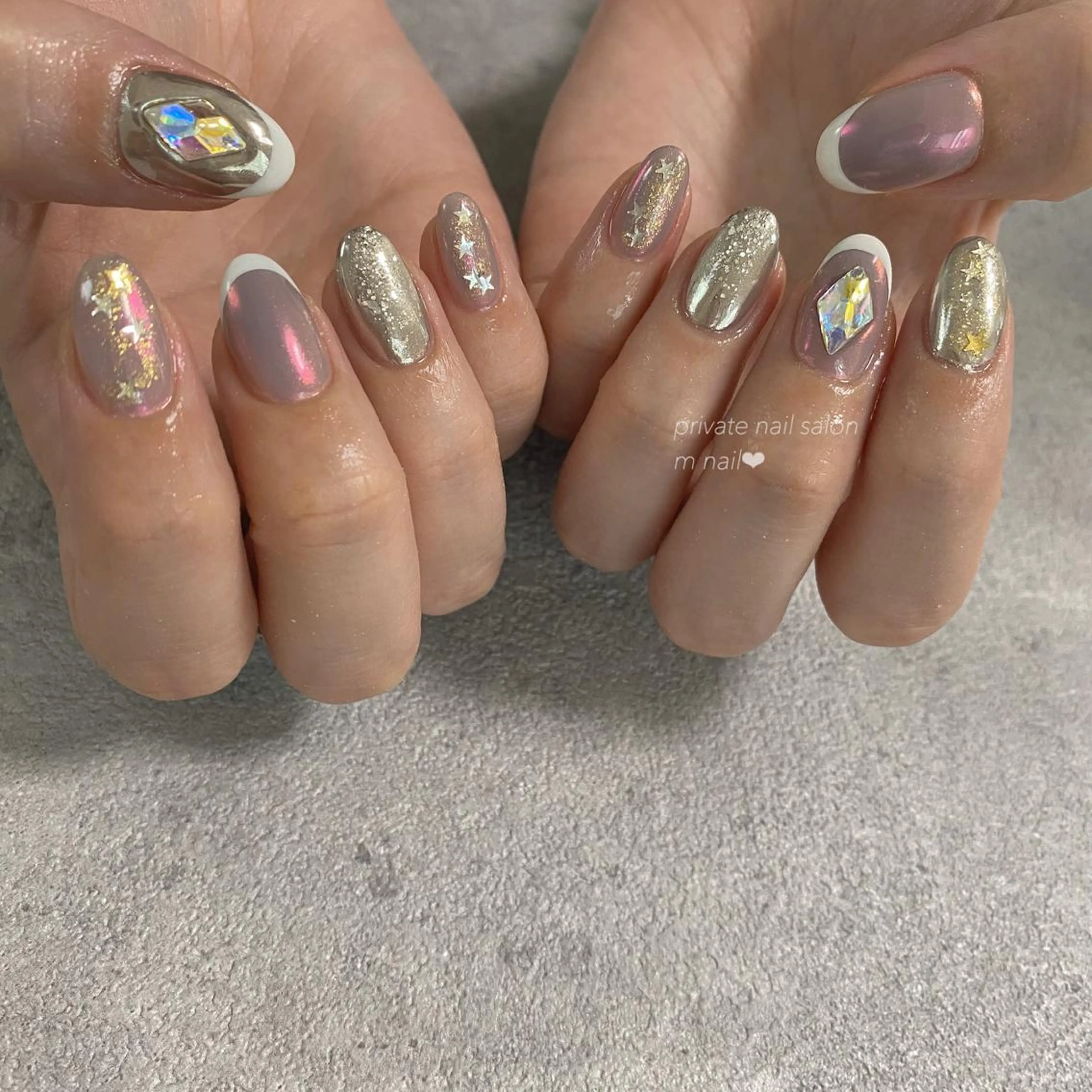 ネイル キラキラネイル ミラーネイル ハンドネイル 小河原 舞のネイルデザイン
