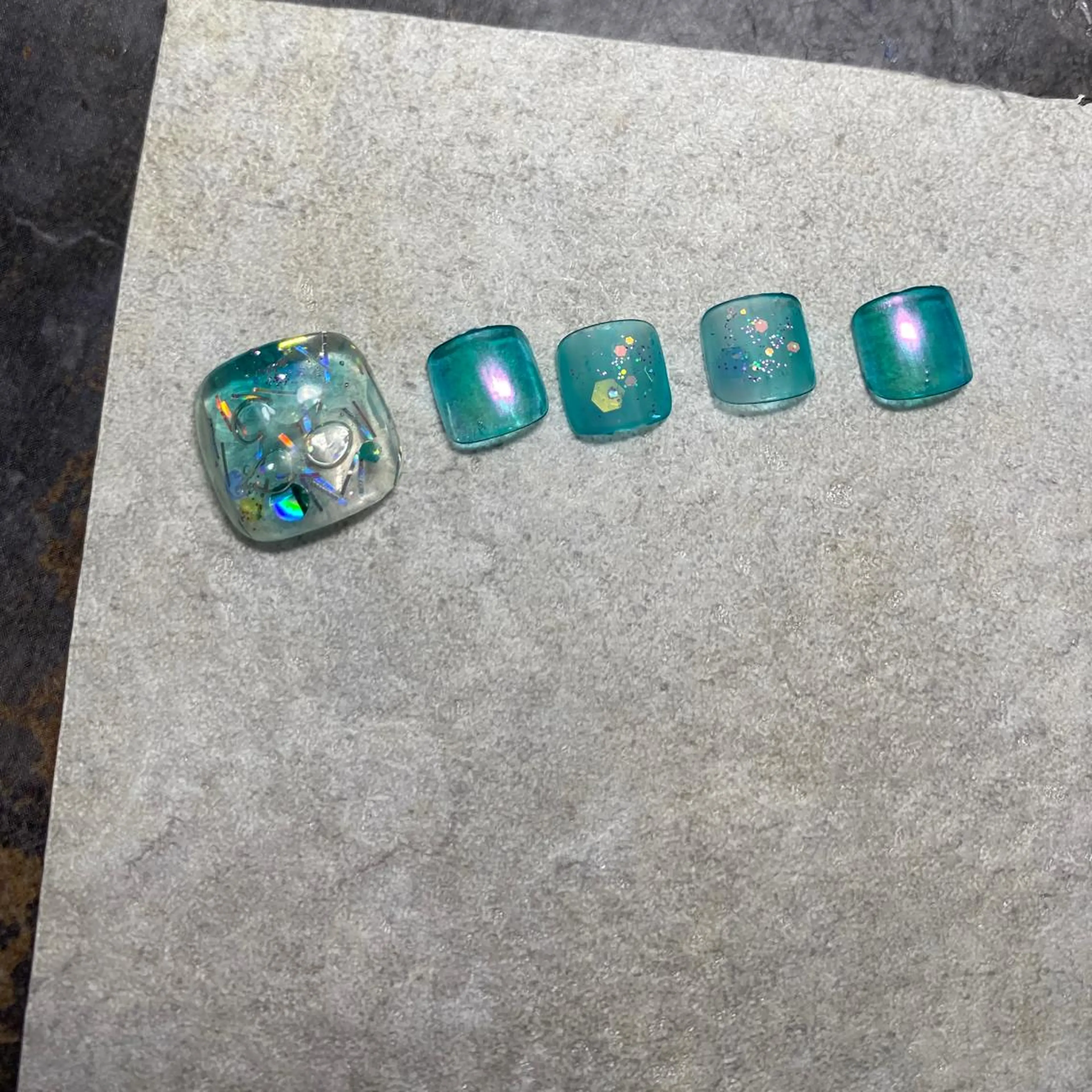 ネイル 城東区ネイルサロン carpediemのネイルデザイン