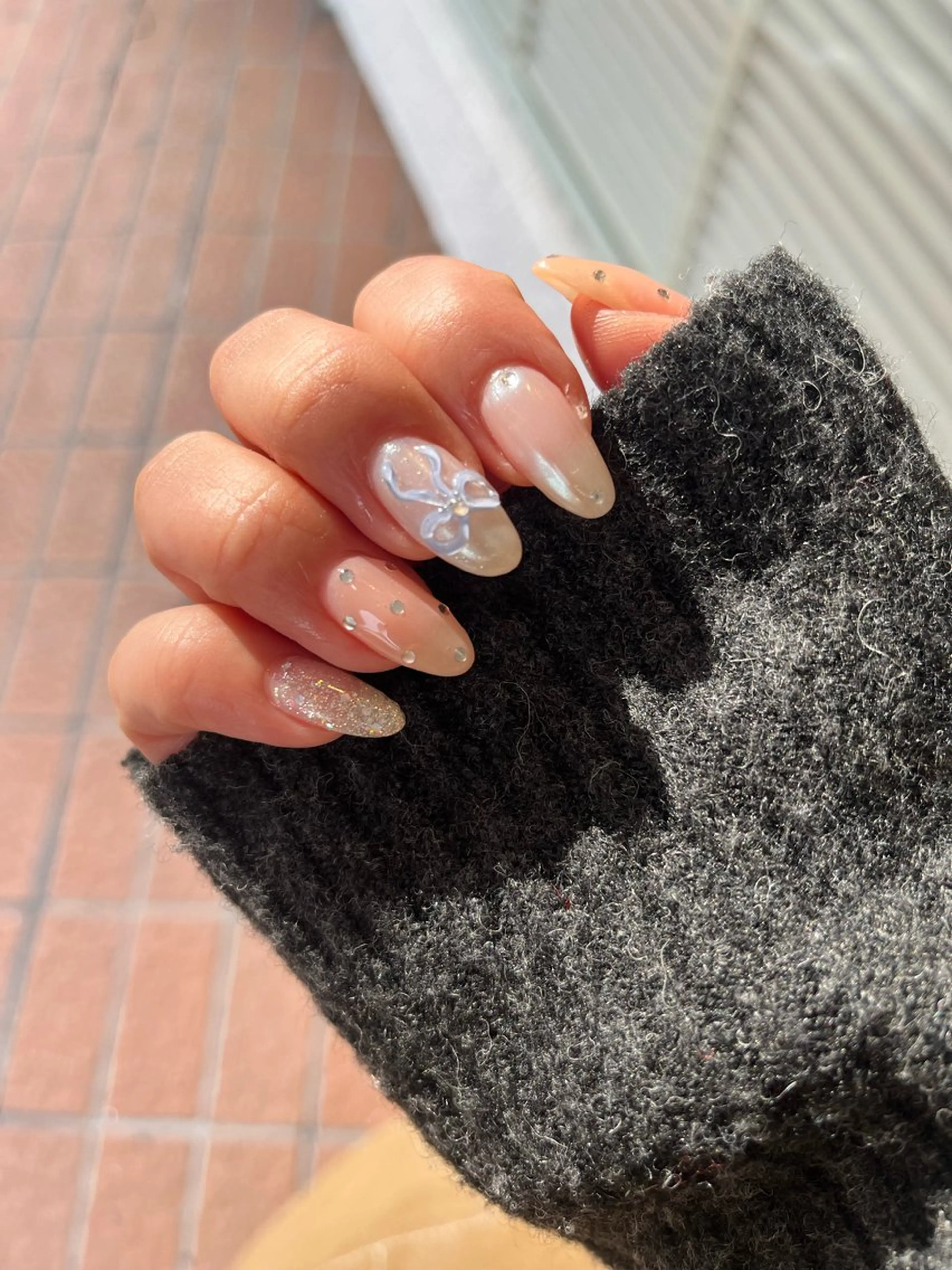 ネイル ドット ストーンネイル ハンドネイル ballie／小野原 なつみのネイルデザイン