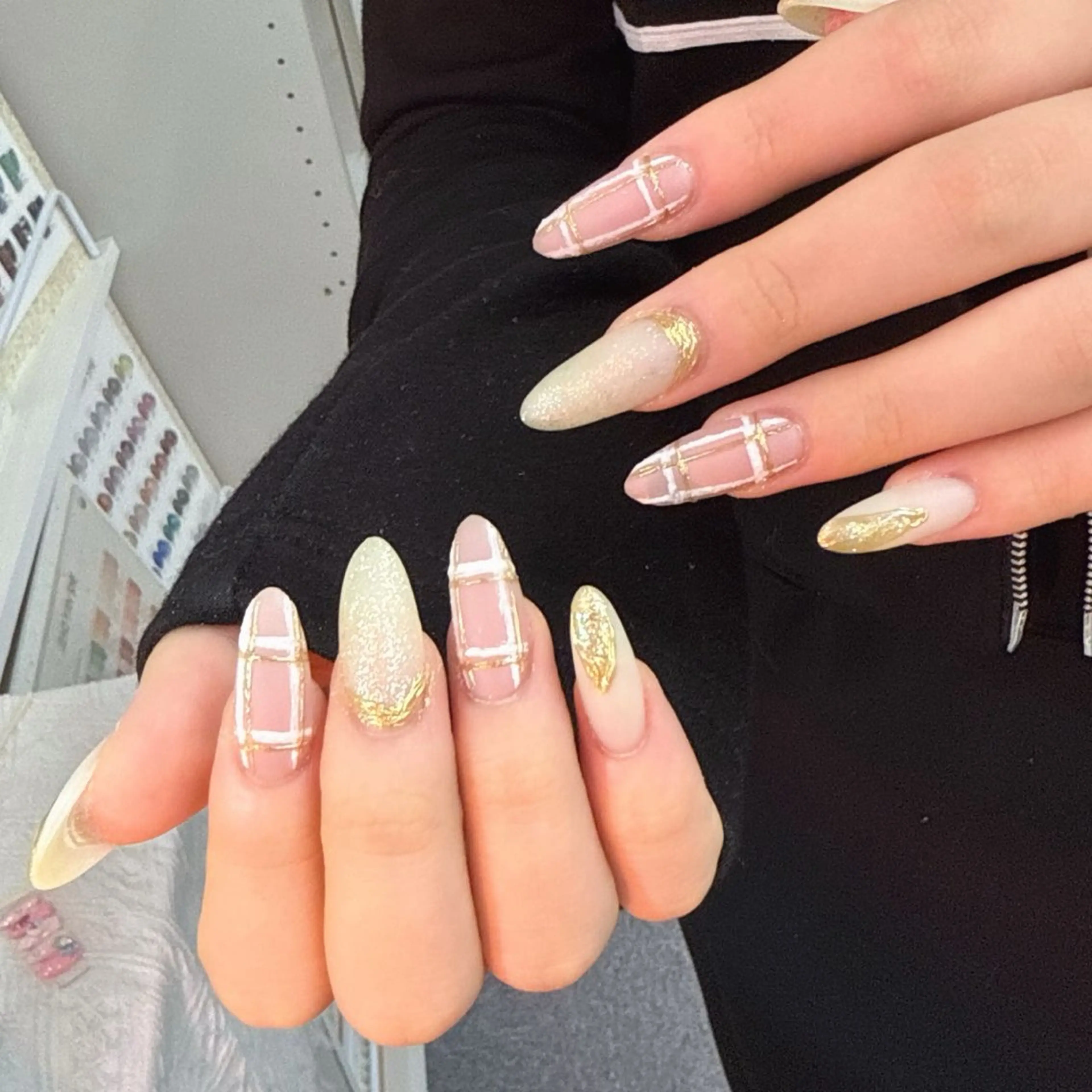 ネイル Glow Nail スカルプ専門店のネイルデザイン