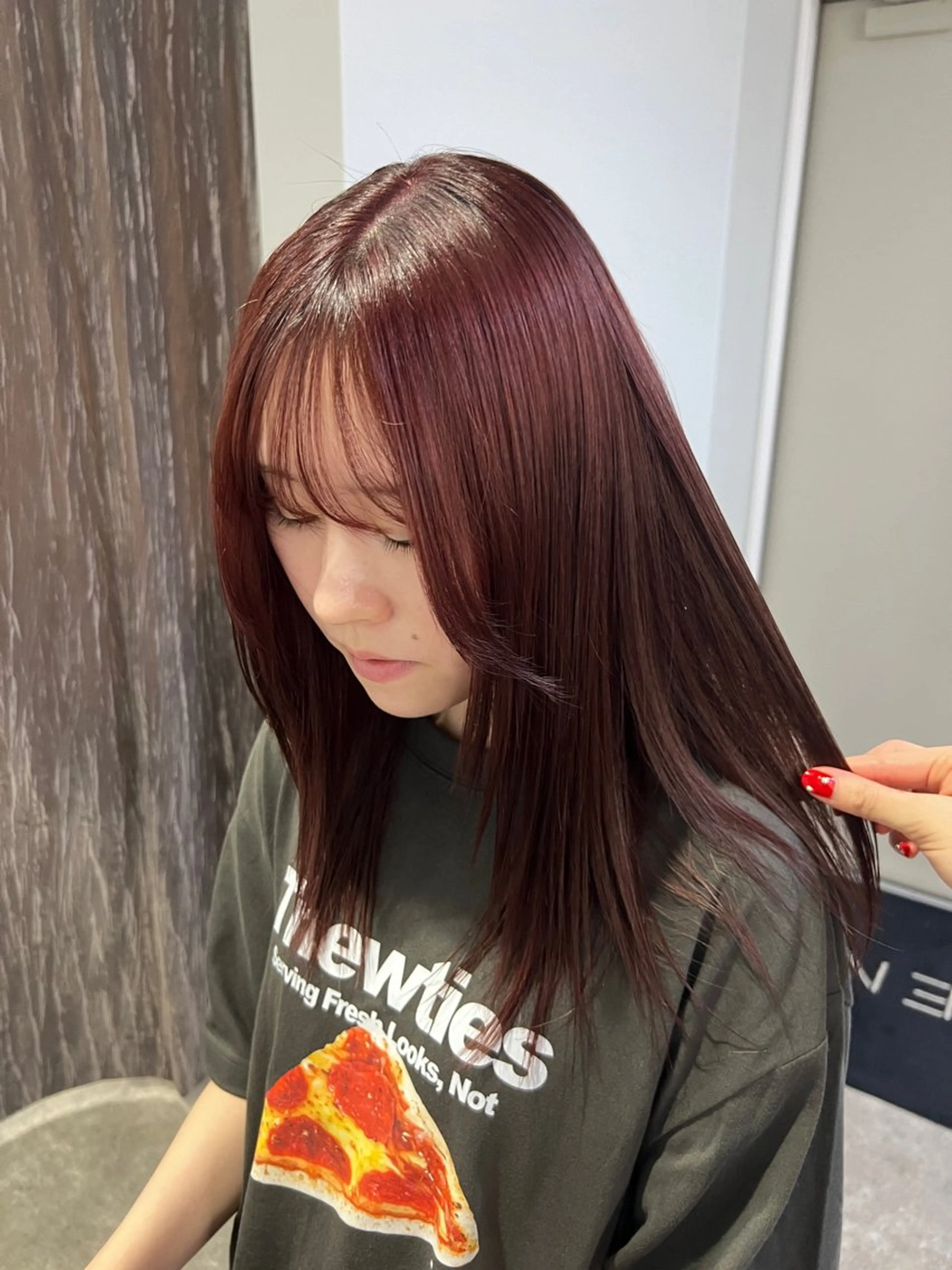 セミロング 宮城 萌のヘアスタイル