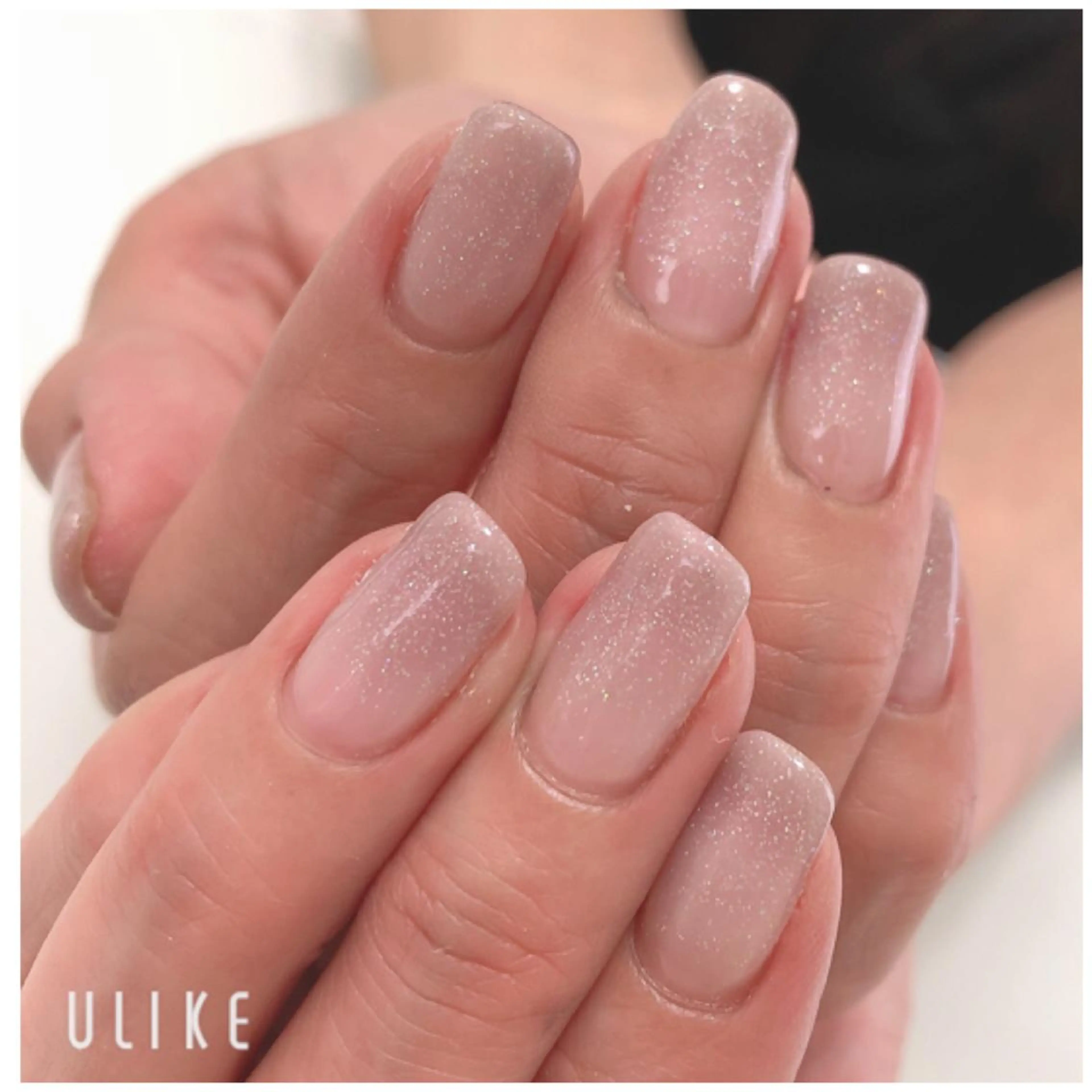 ショート Azulsou 廣川愛のネイルデザイン