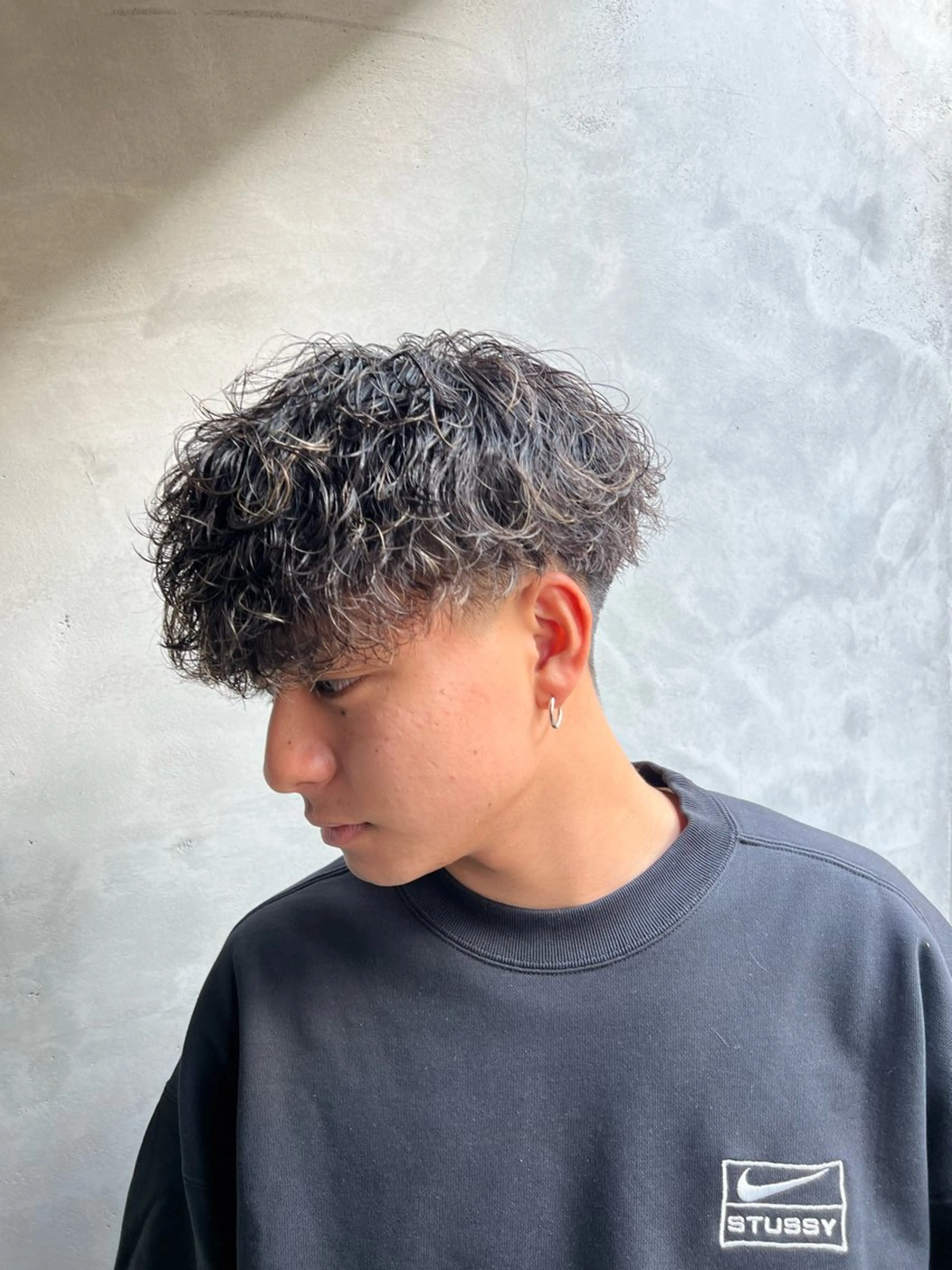 パーマ メンズ マッシュ メンズパーマ 波巻きパーマ カット パーマ 安藤 晴大のヘアスタイル