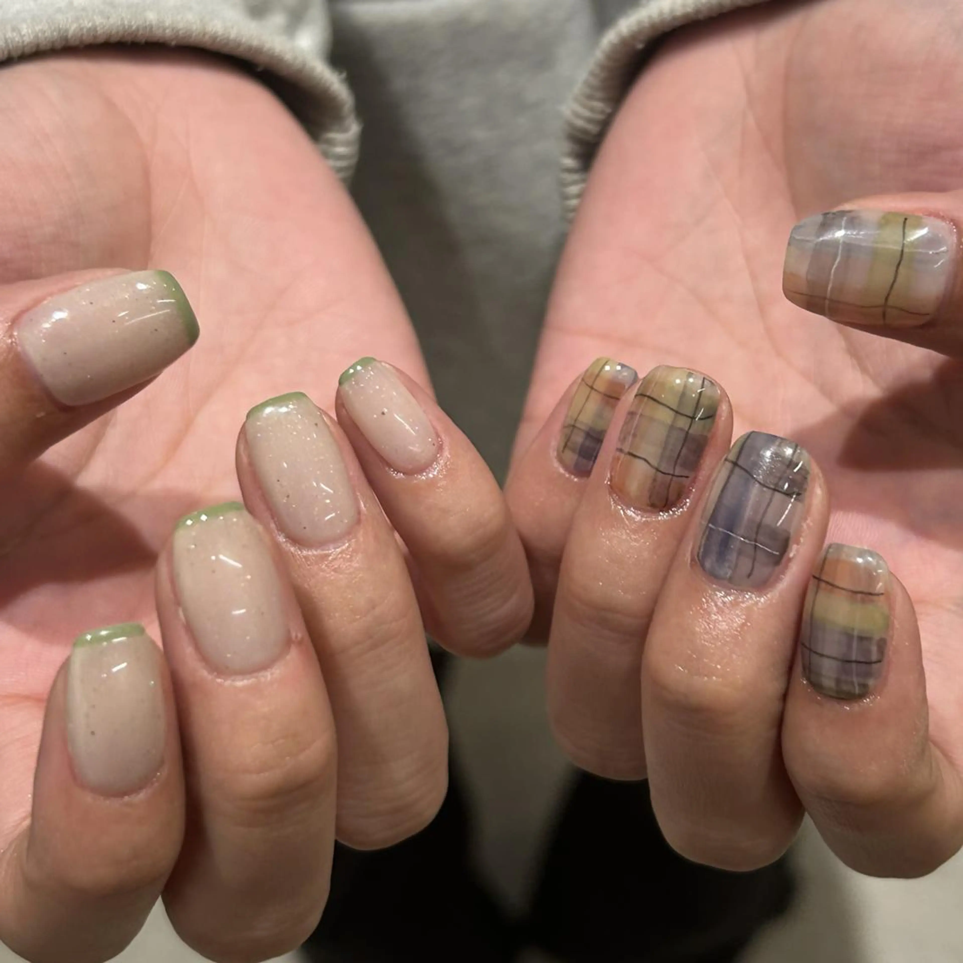 ネイル オーロラネイル ジェルネイル 氷ネイル・うるうるネイル 韓国ネイル ミラーネイル ハンドネイル nails TOKYOのネイルデザイン