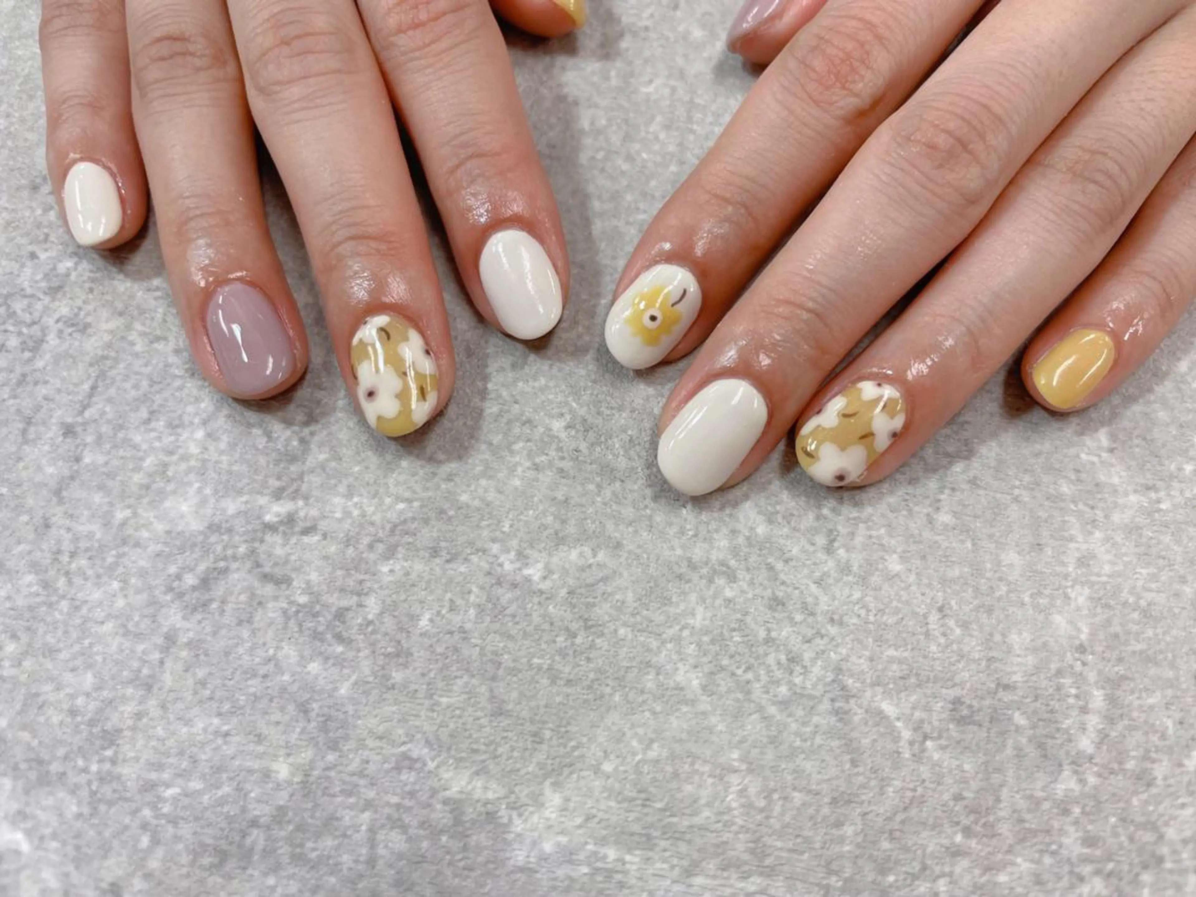 ネイル ニュアンスネイル ワンカラーネイル ハンドネイル foglia❁﻿. ⌇﻿imamuraのネイルデザイン