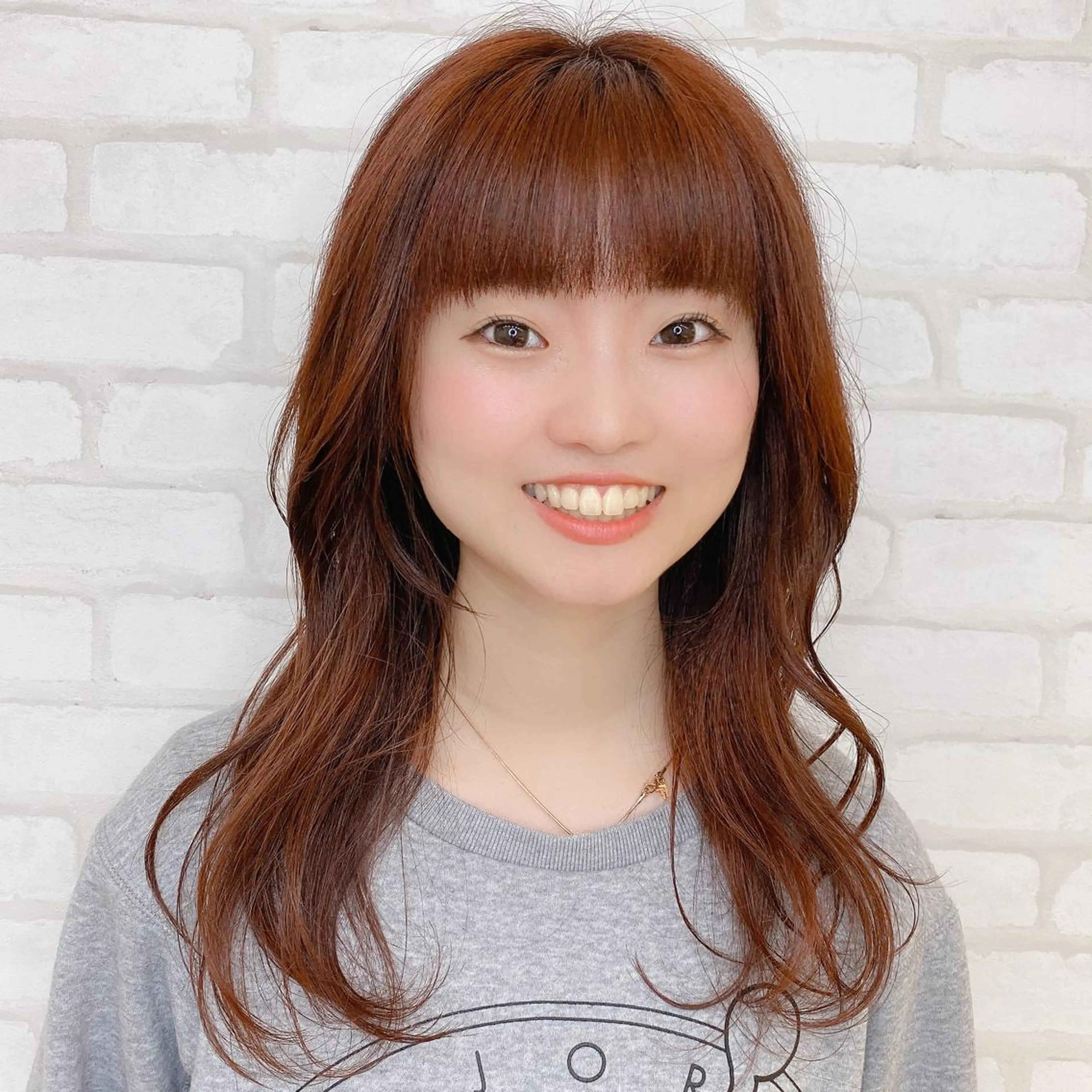 セミロング カラー abilita AZUSAのヘアスタイル