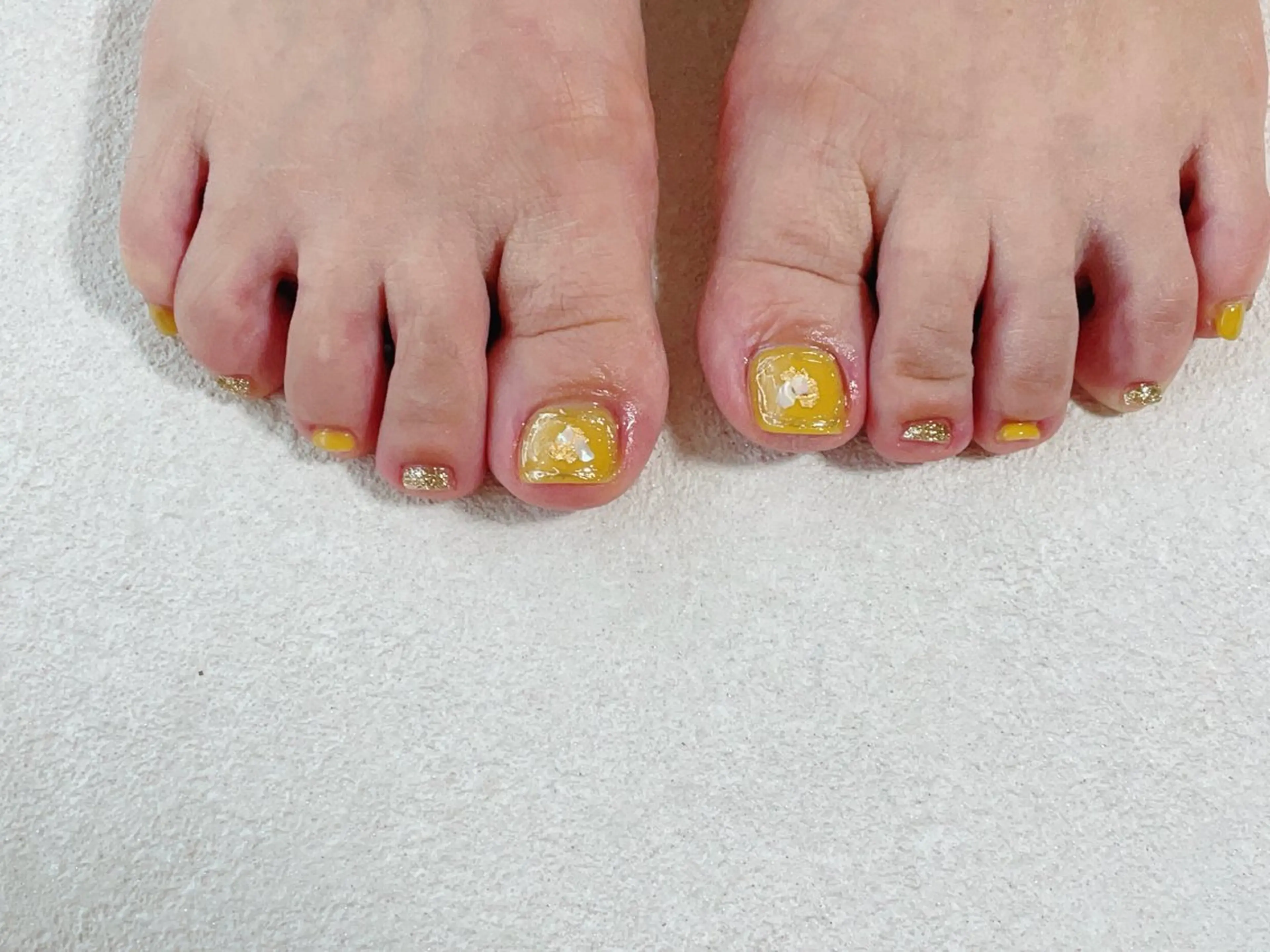 ネイル オーロラネイル フラワーネイル フットネイル フレンチネイル ジェルネイル kikinail 溝の口のネイルデザイン