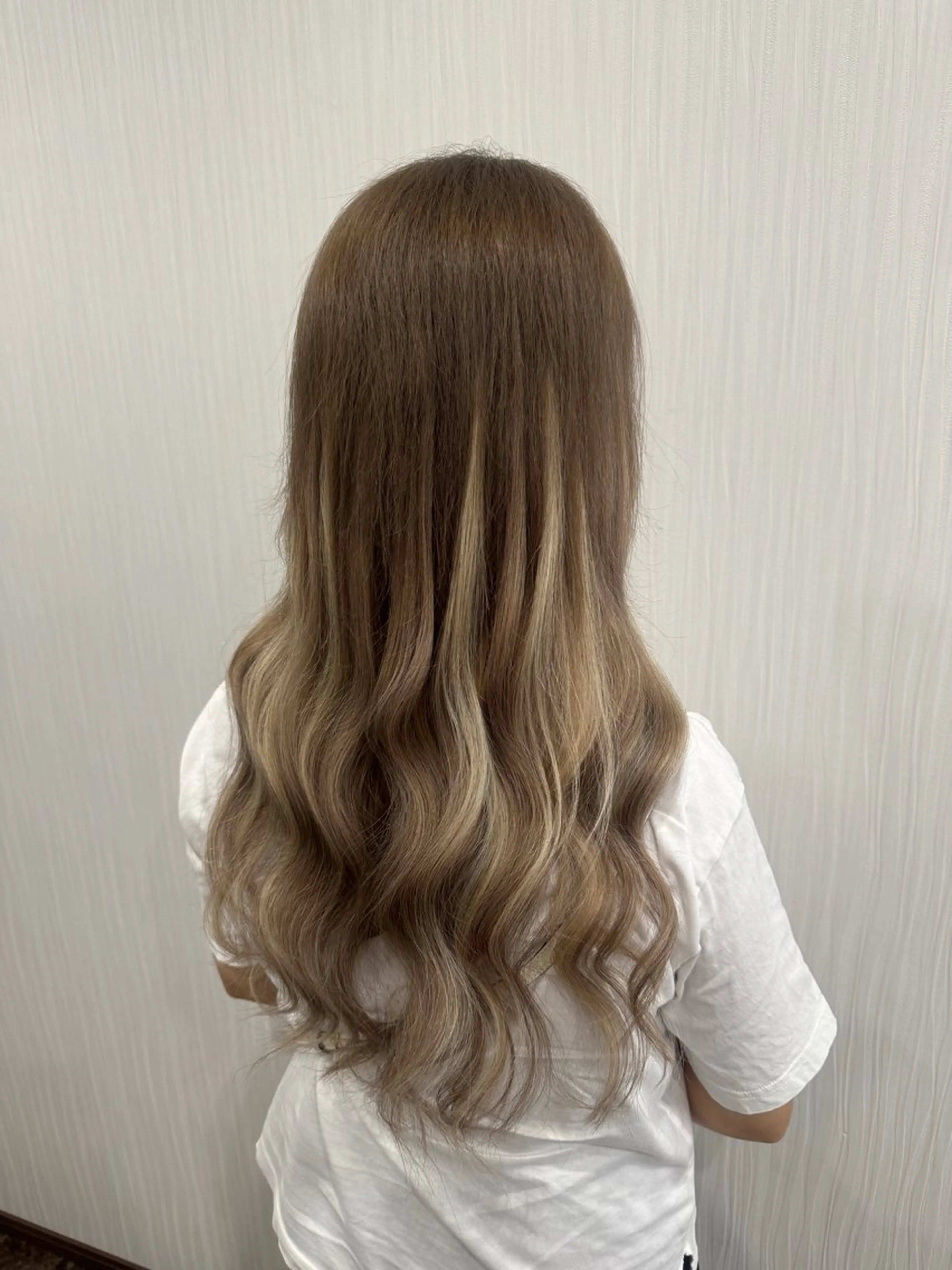 ロング ヘアカラー KAZUYA /フロレゾンのヘアスタイル