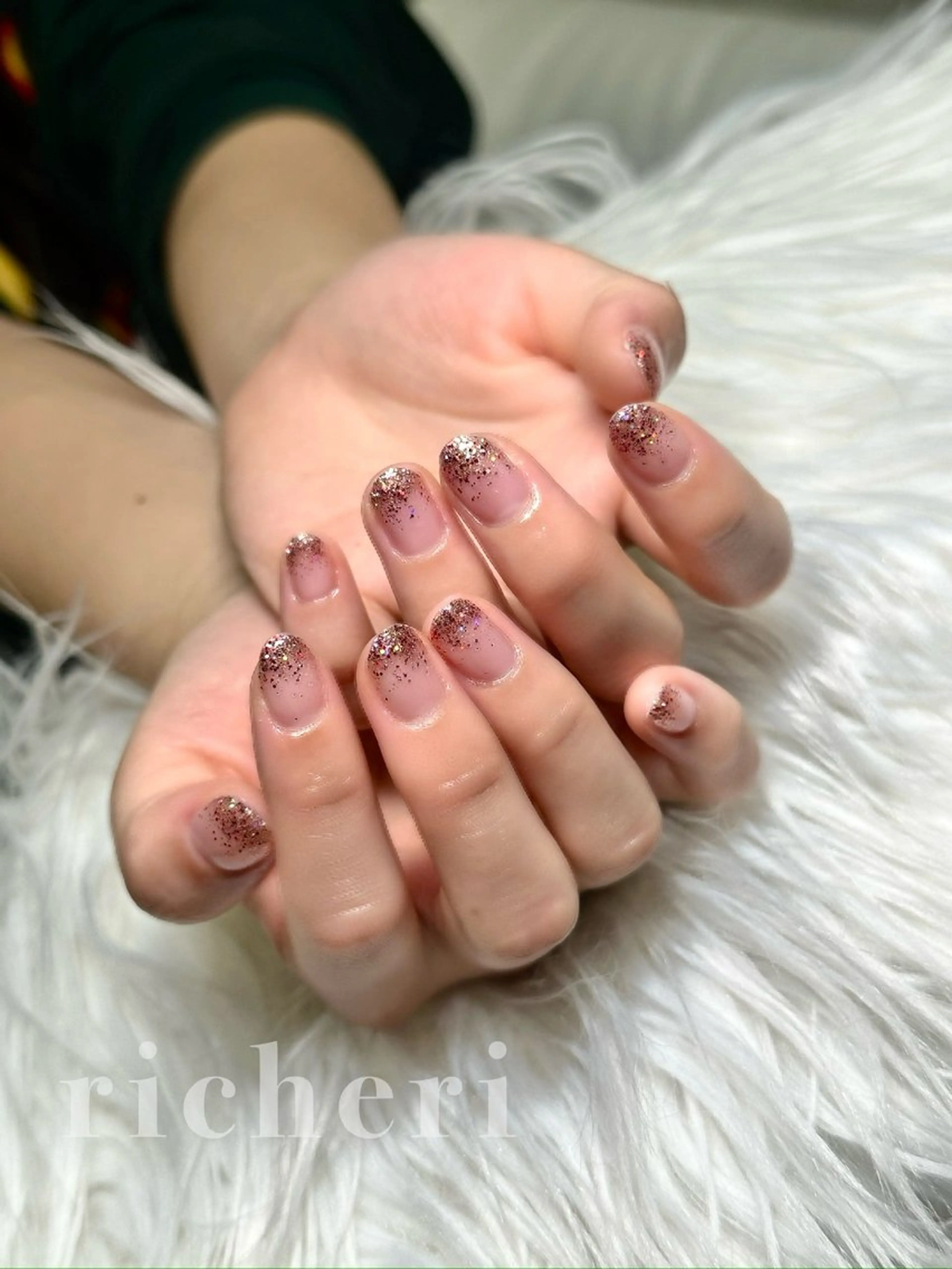 【丁寧ケア/フィルイン】グラデーションの写真